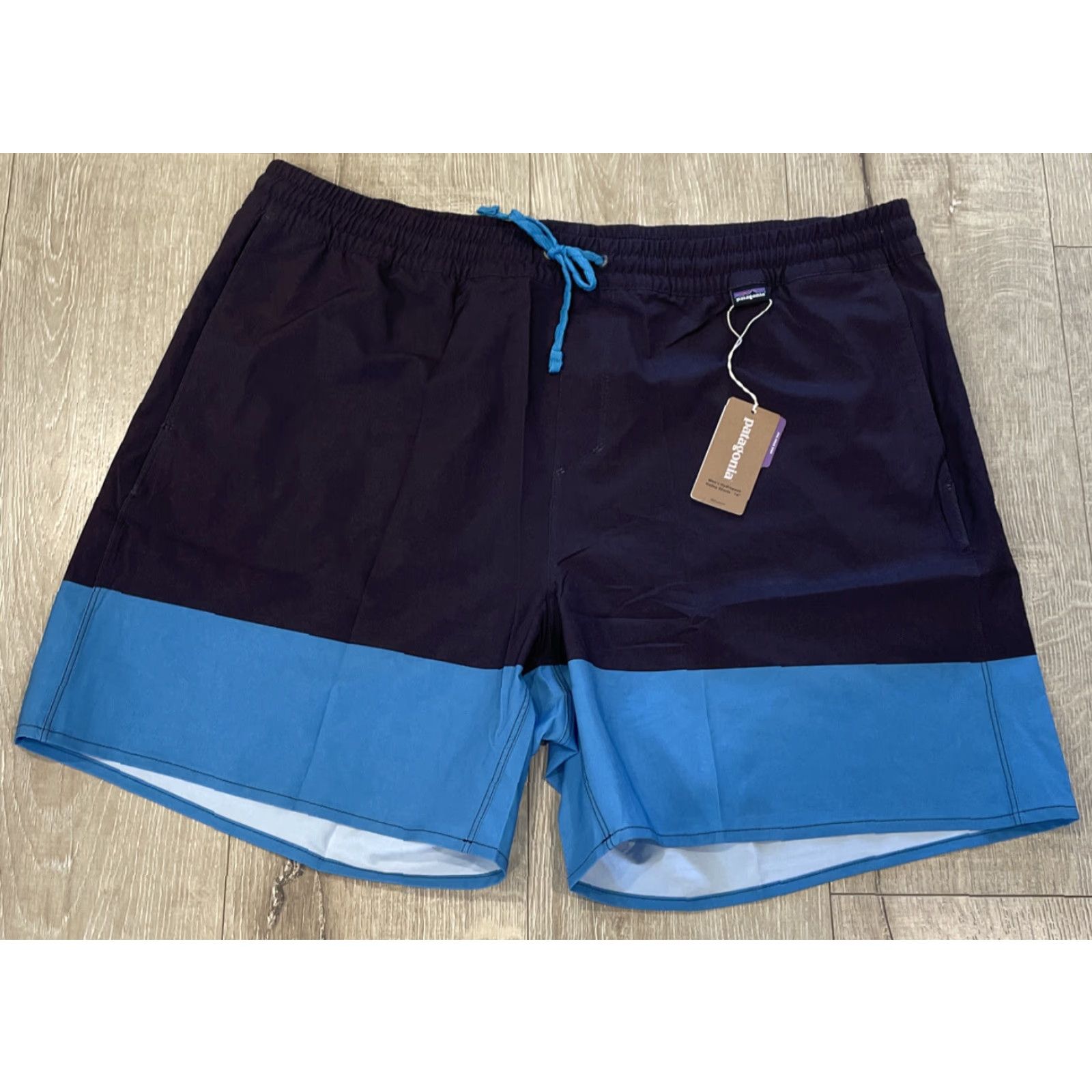 Patagonia Bottom Volley Shorts Colorblock Drawstring XL 16” Men Navy Multicolor