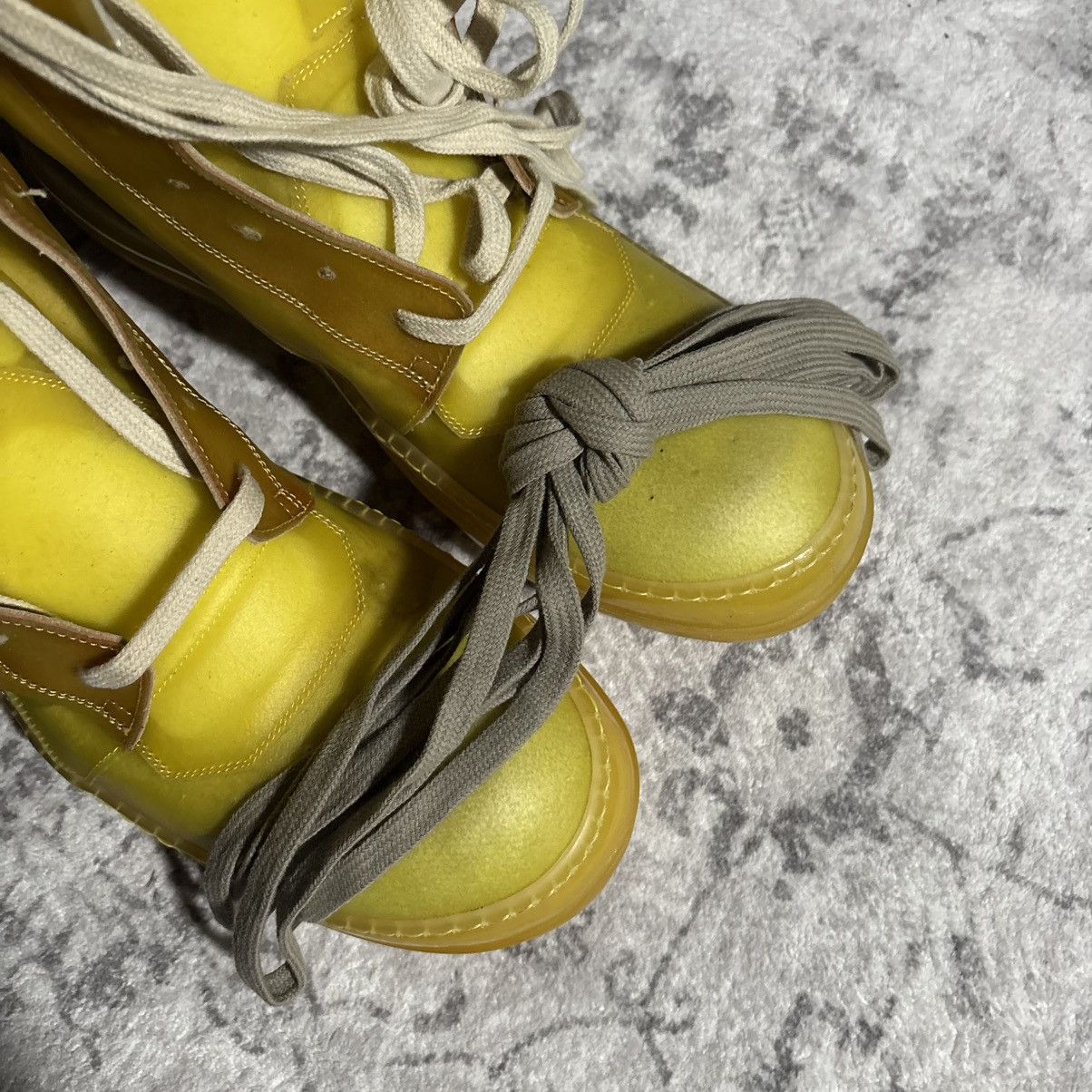 Rick Owens Rick Owens SS23 EDFU Geobasket Sneakers Lemon | Size 44 Size US 11 / EU 44 - 15 Thumbnail