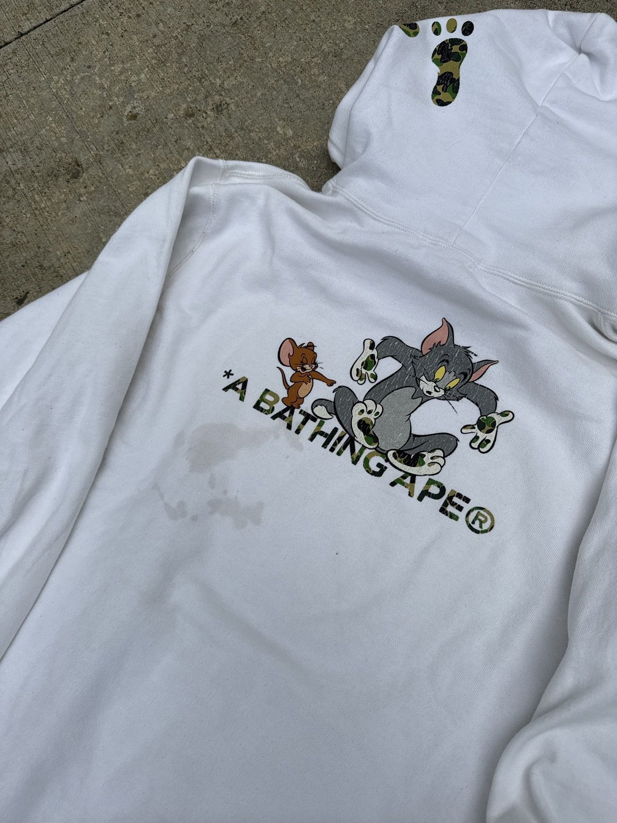 Bape Bape x Tom & Jerry Hoodie – White Graphic – Size XL Size US XL / EU 56 / 4 - 7 Thumbnail