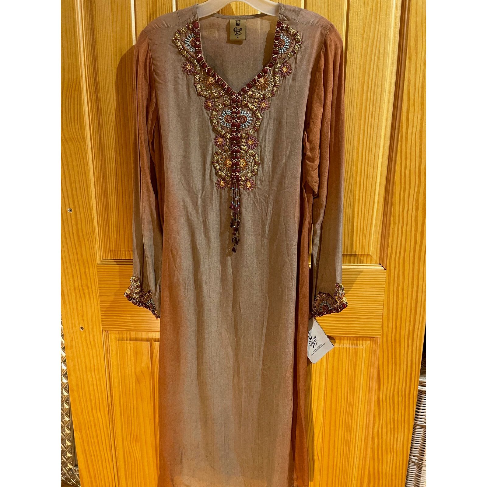 Vintage NWT Boho Floral Embroidered Gown (Size M) Beaded Dress Size S / US 4 / IT 40 - 4 Thumbnail