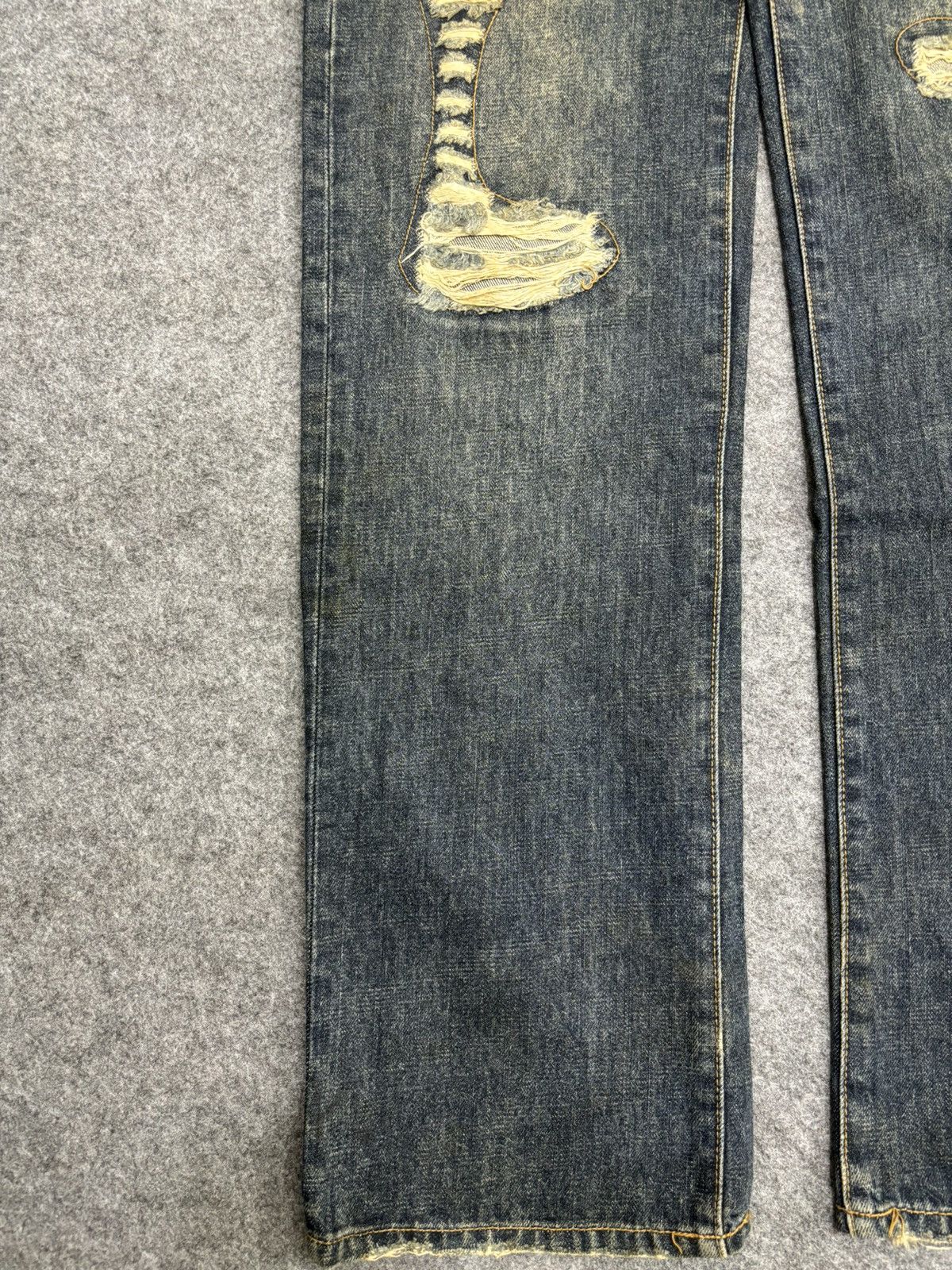 Designer SMITH's Distressed Rip&Repair Rare Sick Dope Denim F552 Size US 30 / EU 46 - 9 Thumbnail