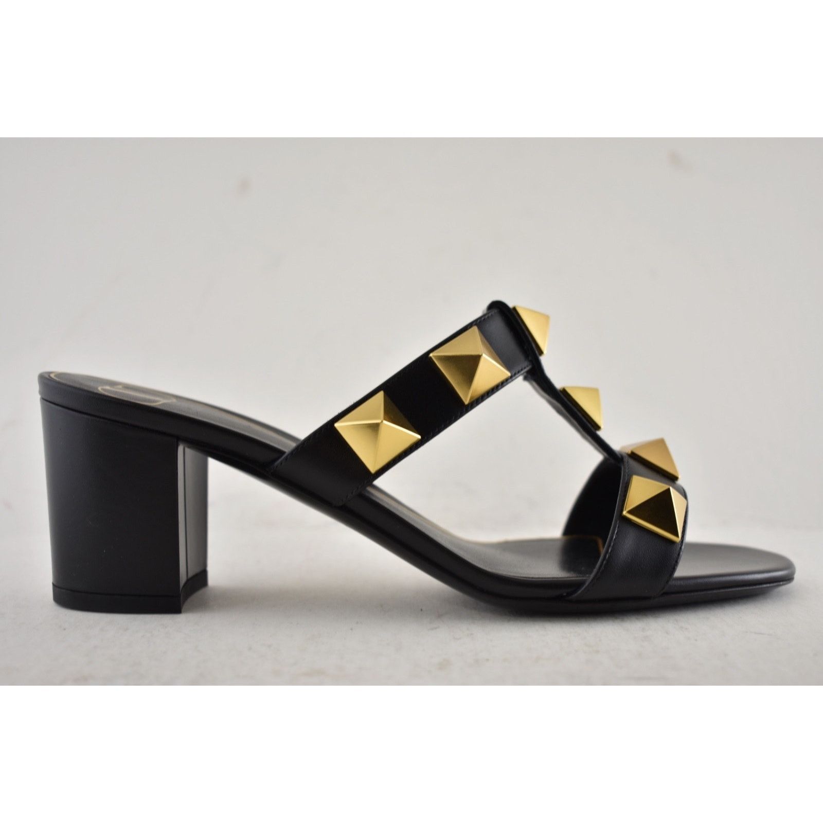 Valentino Rockstud Roman Stud City 60mm Slide Mule Sandal Block Heel Size US 7.5 / IT 37.5 - 2 Thumbnail