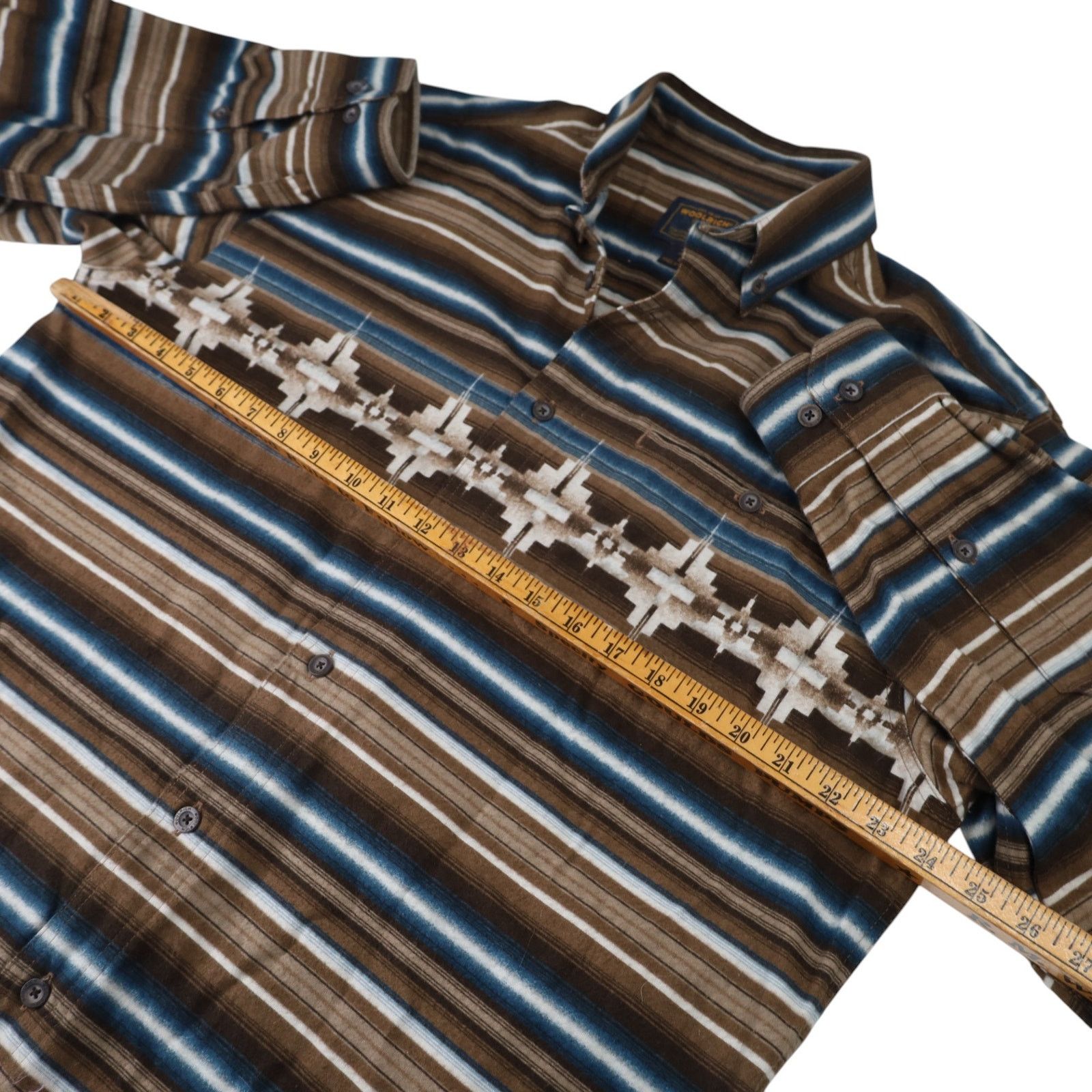 Vintage × Woolrich Woolen Mills Vintage Woolrich Aztec Design Thick Flannel Shirt Size US L / EU 52-54 / 3 - 6 Thumbnail