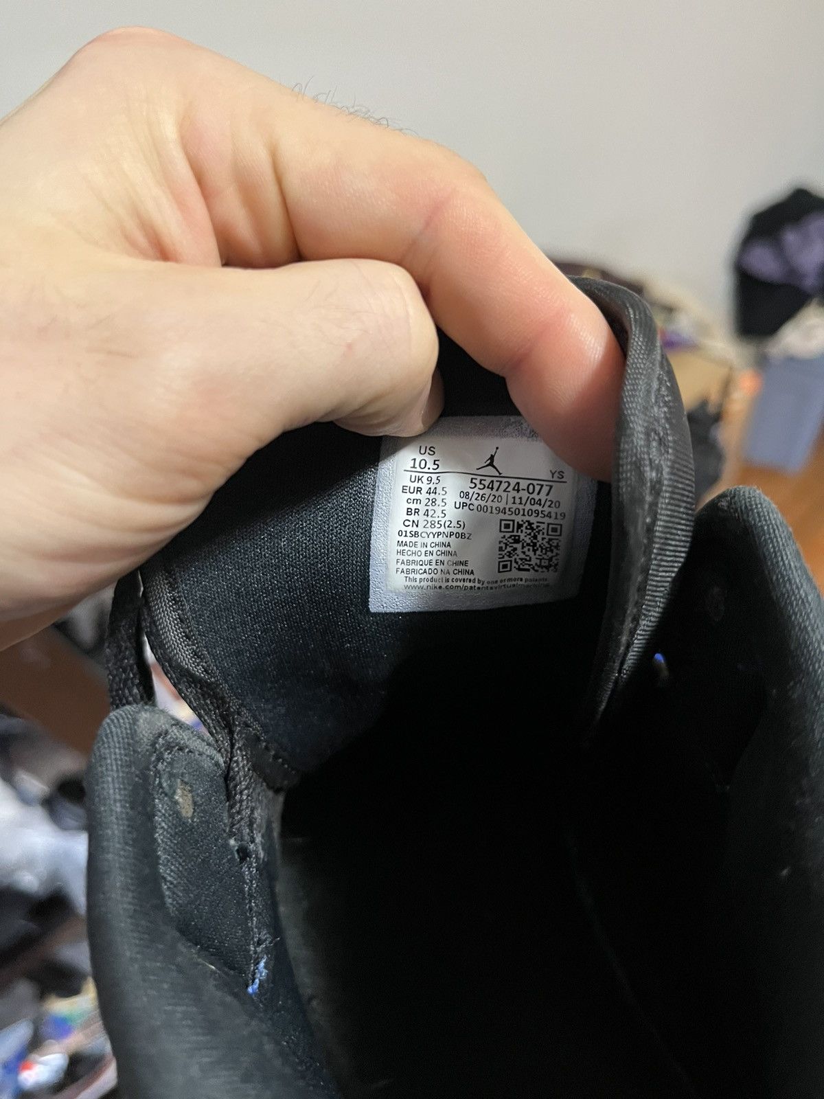 Jordan Brand × Nike Nike Air Jordan 1 Retro Hyper Royal 2020 Mid black and navy Size US 10.5 / EU 43-44 - 6 Thumbnail