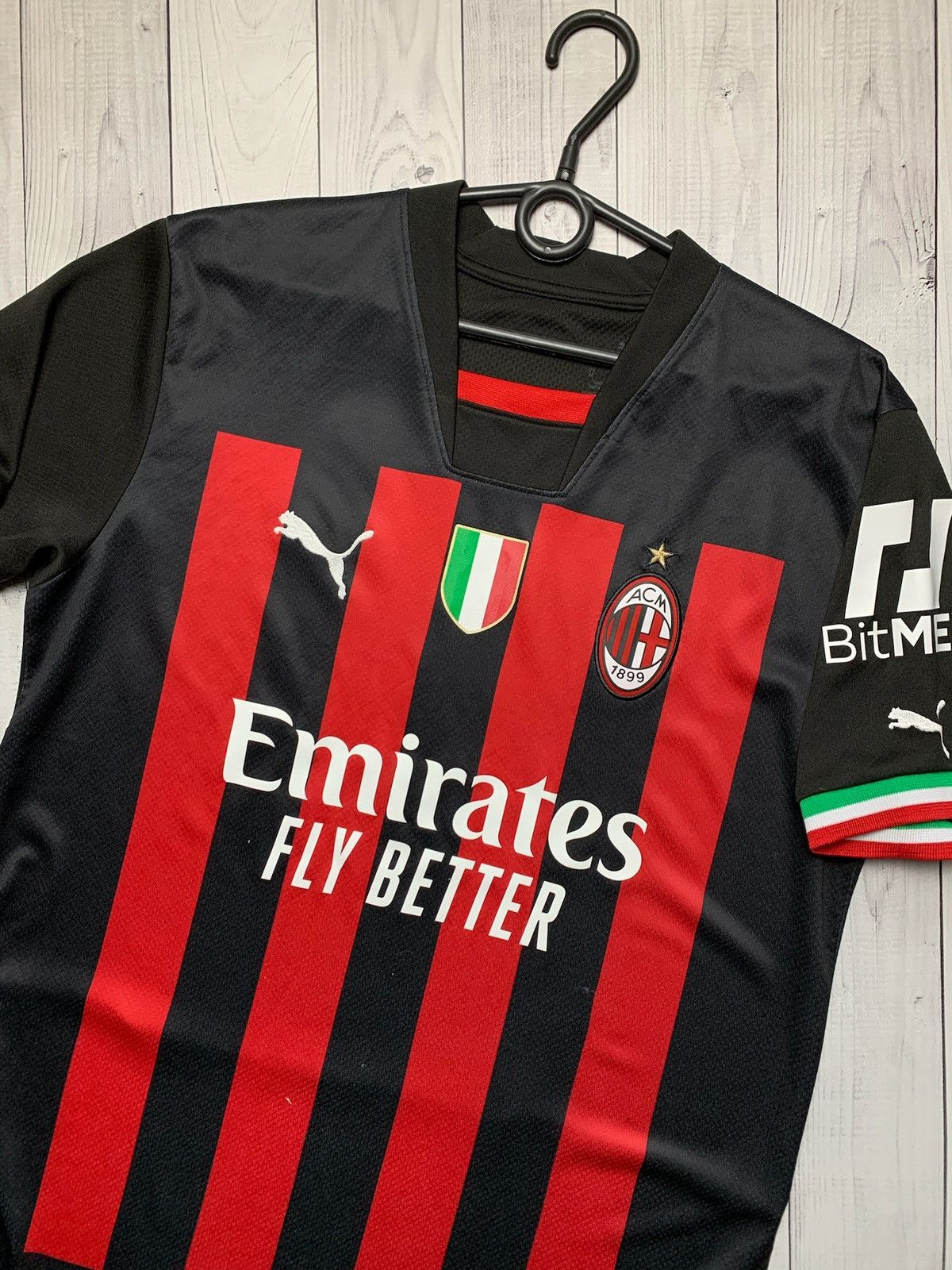 Puma × Vintage Vintage AC Milan soccer jersey size M puma Joshua rare Size US M / EU 48-50 / 2 - 2 Thumbnail