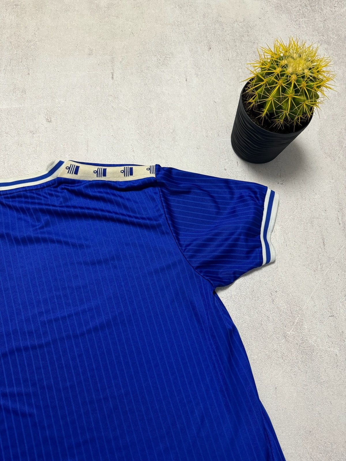Vintage Vintage Leicester City Admiral Jersey T Shirt L Size Size US L / EU 52-54 / 3 - 10 Thumbnail
