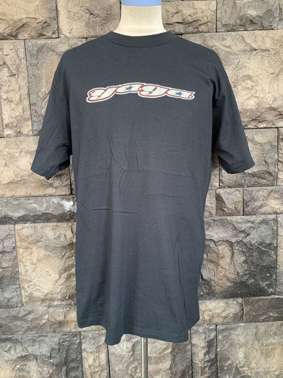 Vintage Vintage 90s YAGA Skate / Surf / Skateboards T shirt Size US M / EU 48-50 / 2 - 1 Thumbnail