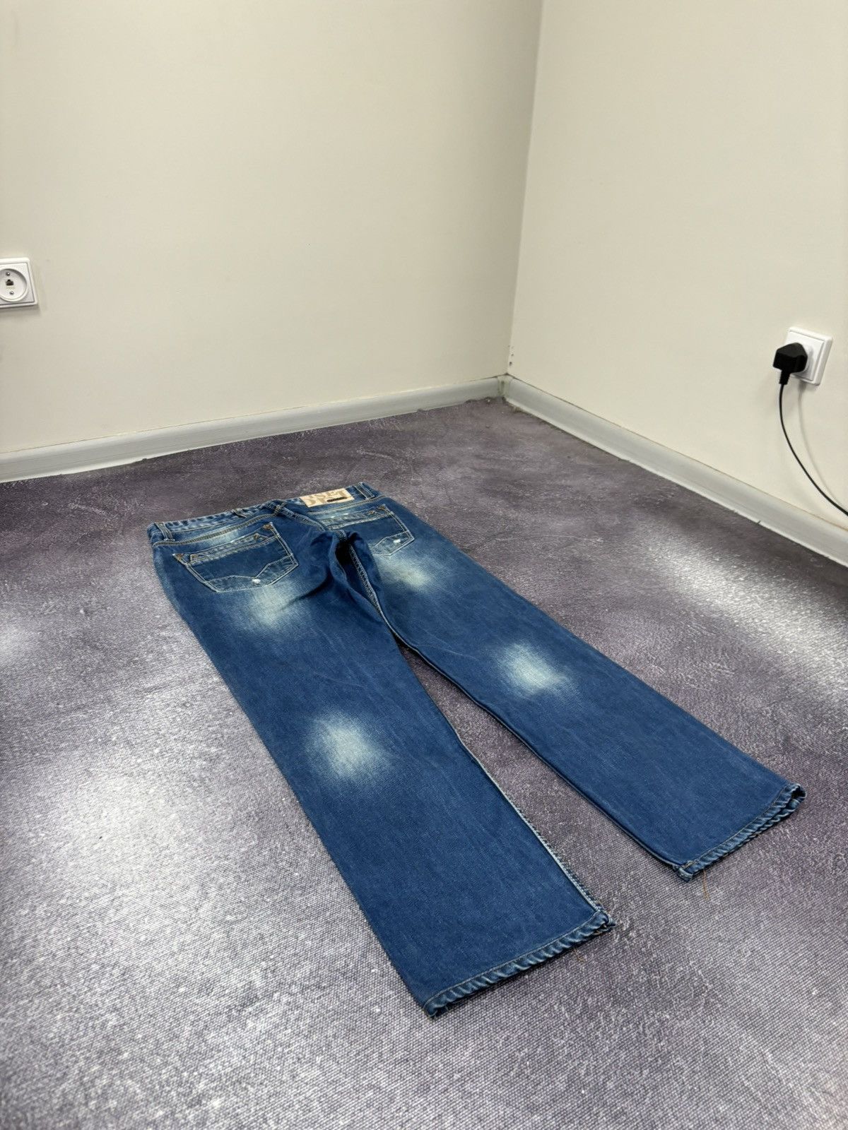 Diesel Vintage Diesel Y2K Faded Denim Hype Baggy Jeans Size US 34 / EU 50 - 4 Thumbnail