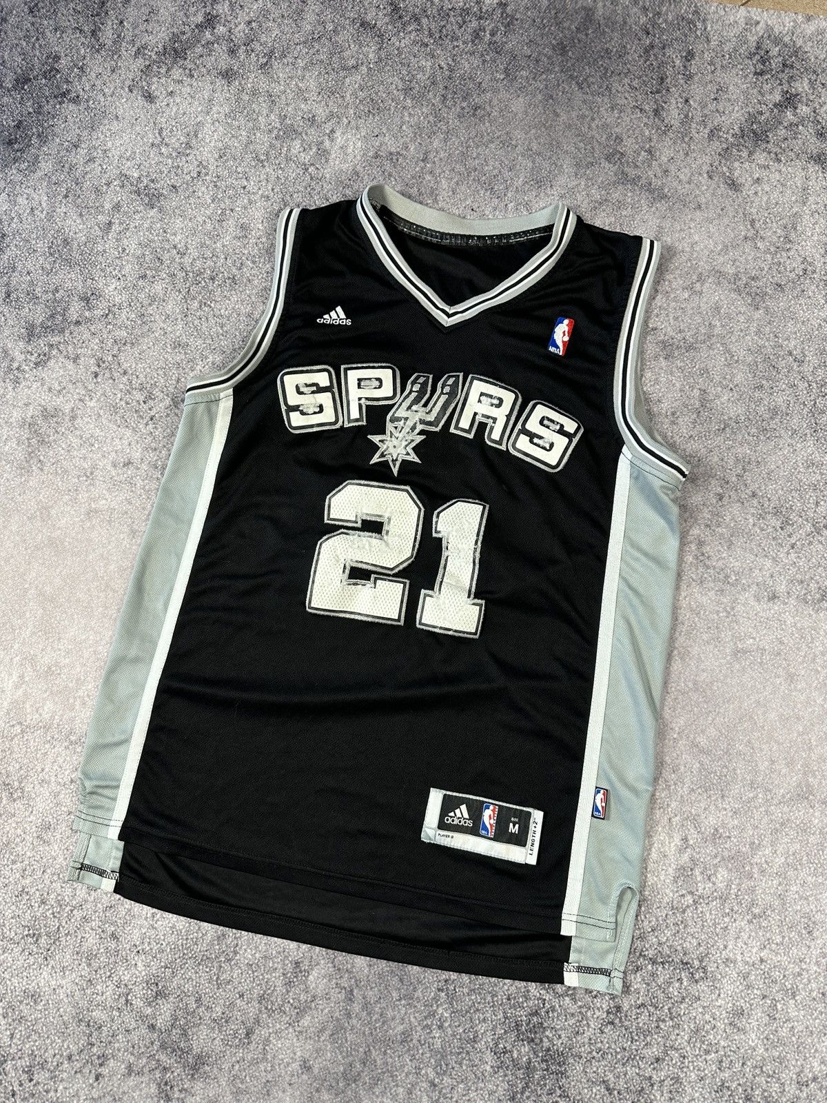 Adidas × NBA × Vintage Adidas Spurs Duncan 21 Basketball Jersey Rare USA Casual M Size US M / EU 48-50 / 2 - 1 Thumbnail