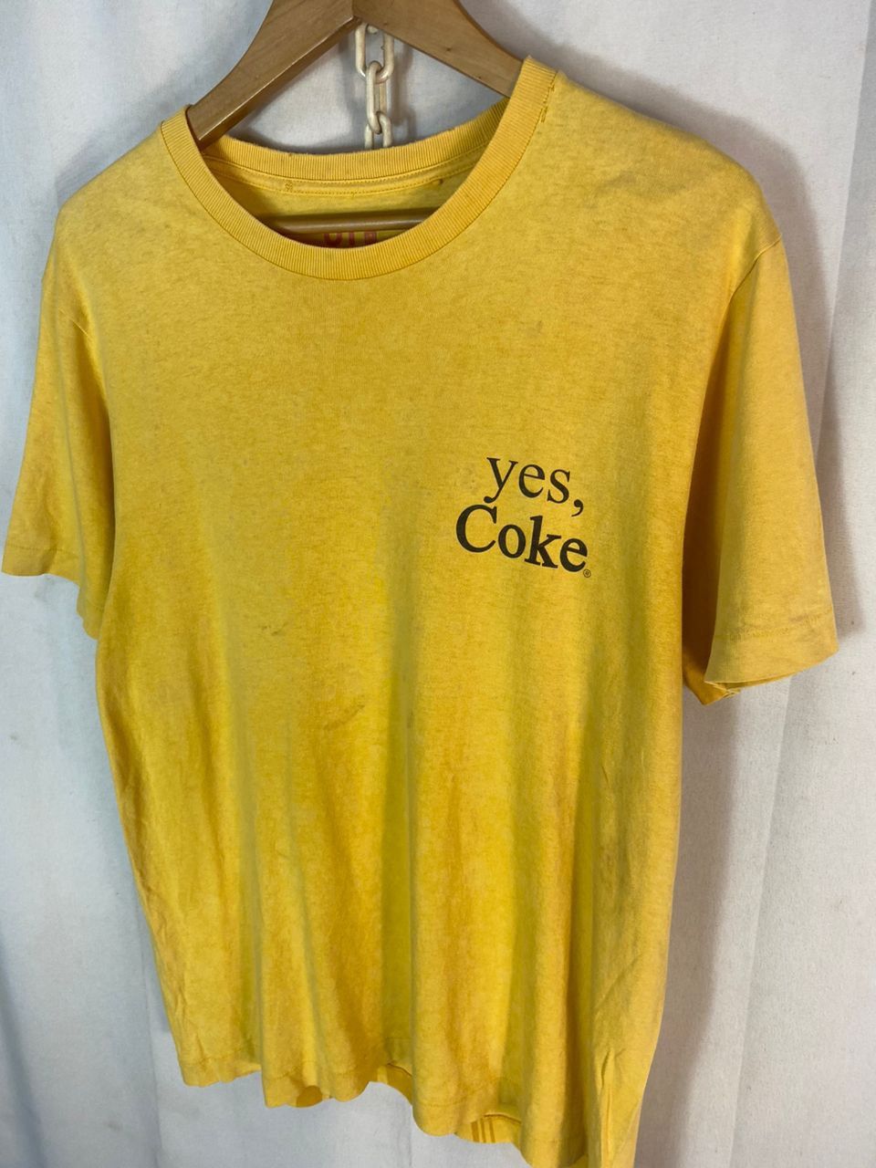 Coca Cola × Uniqlo Coca cola x Uniqlo printed tshirt Size US M / EU 48-50 / 2 - 2 Thumbnail