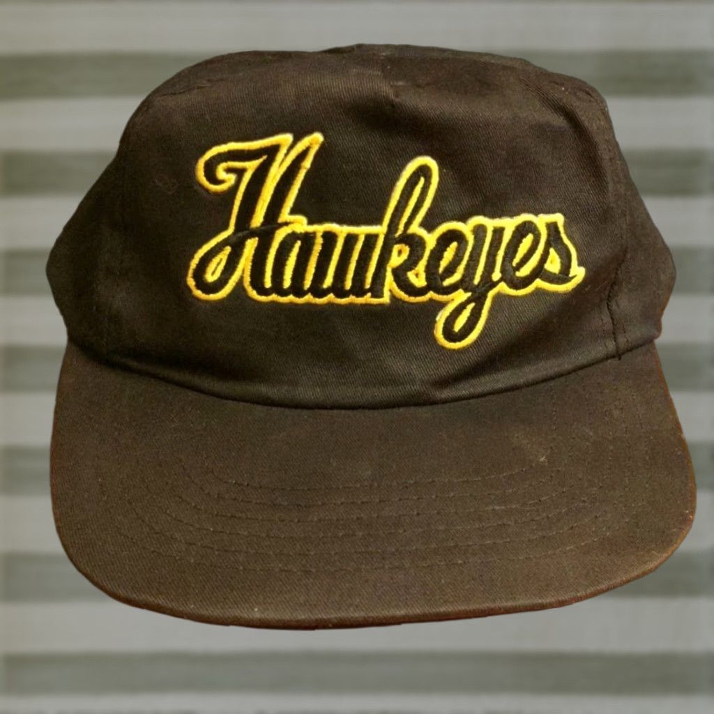 Vintage VINTAGE Universal Hawkeyes Hat Cap Black Snapback Spell Out Collegiate Sports Canvas Adjustable Men Hats Hawkeyes College 90s Football Universi... Size ONE SIZE - 1 Thumbnail