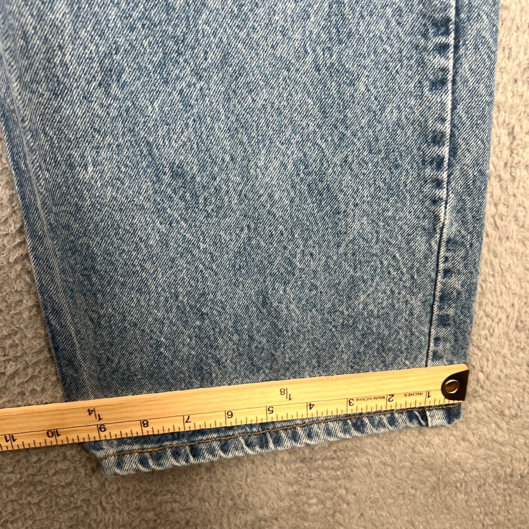 Levi's VINTAGE Levi's Jeans Mens 36x34 Light Blue Straight Distressed Cotton 569 Denim Pants Size US 36 / EU 52 - 7 Thumbnail