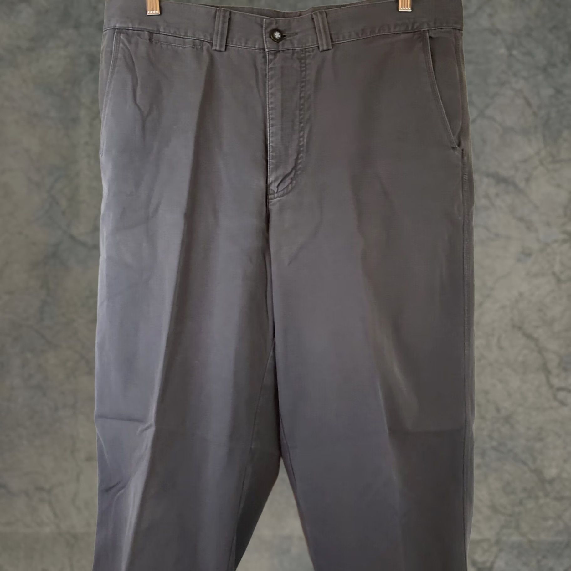 Patagonia Patagonia Men’s 36X30 Grey Pants 100% Cotton Casual Comfortable Flat Front Zip 5-Pocket Logo Straight Leg Regular Fit Size US 36 / EU 52 - 1 Thumbnail