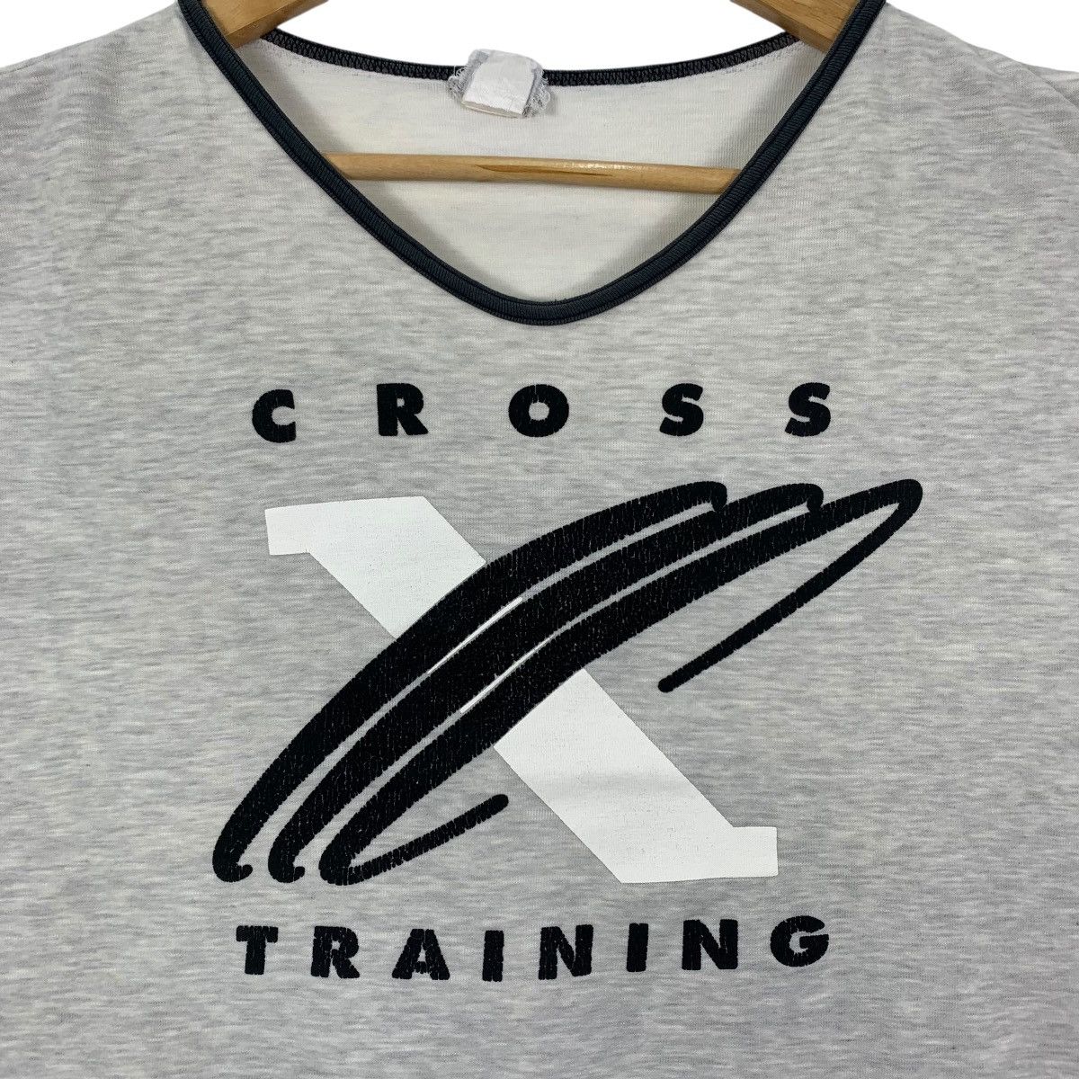 Vintage Vintage 90s NIKE CROSS TRAINING Silver Tag Sportswear Shirt Size US XL / EU 56 / 4 - 3 Thumbnail
