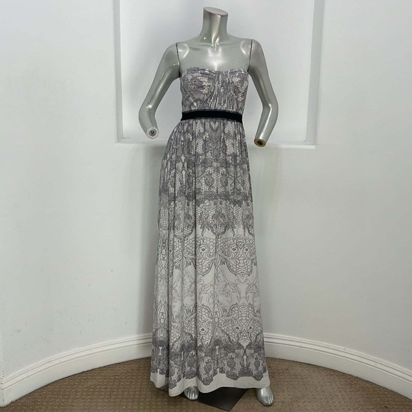 Bcbgmaxazria Bcbgmaxazria Amber Strapless Maxi Dress White Gray Sz 2 Size XS / US 0-2 / IT 36-38 - 2 Thumbnail