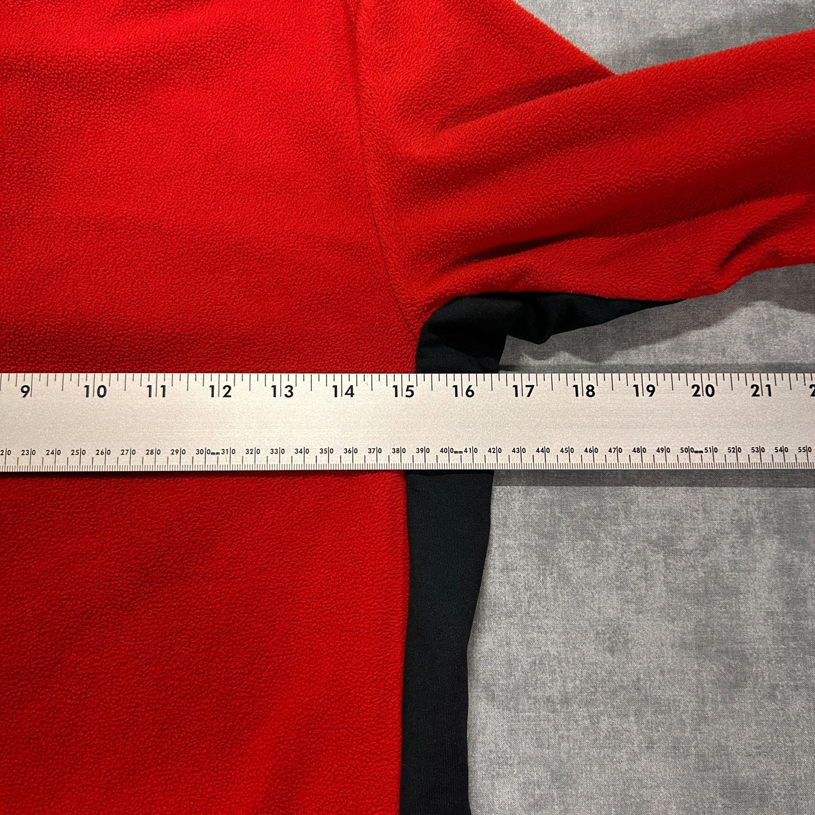 Nike VTG 90s Nike red fleece quarter zip active pullover wms S Size S / US 4 / IT 40 - 8 Thumbnail