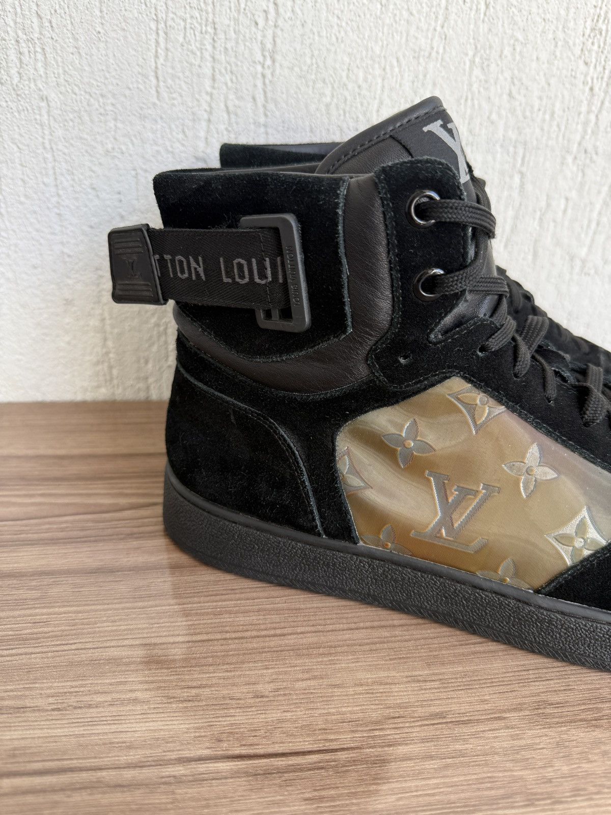 Louis Vuitton Monogram Rivoli leather sneakers Size US 10 / EU 43 - 12 Thumbnail