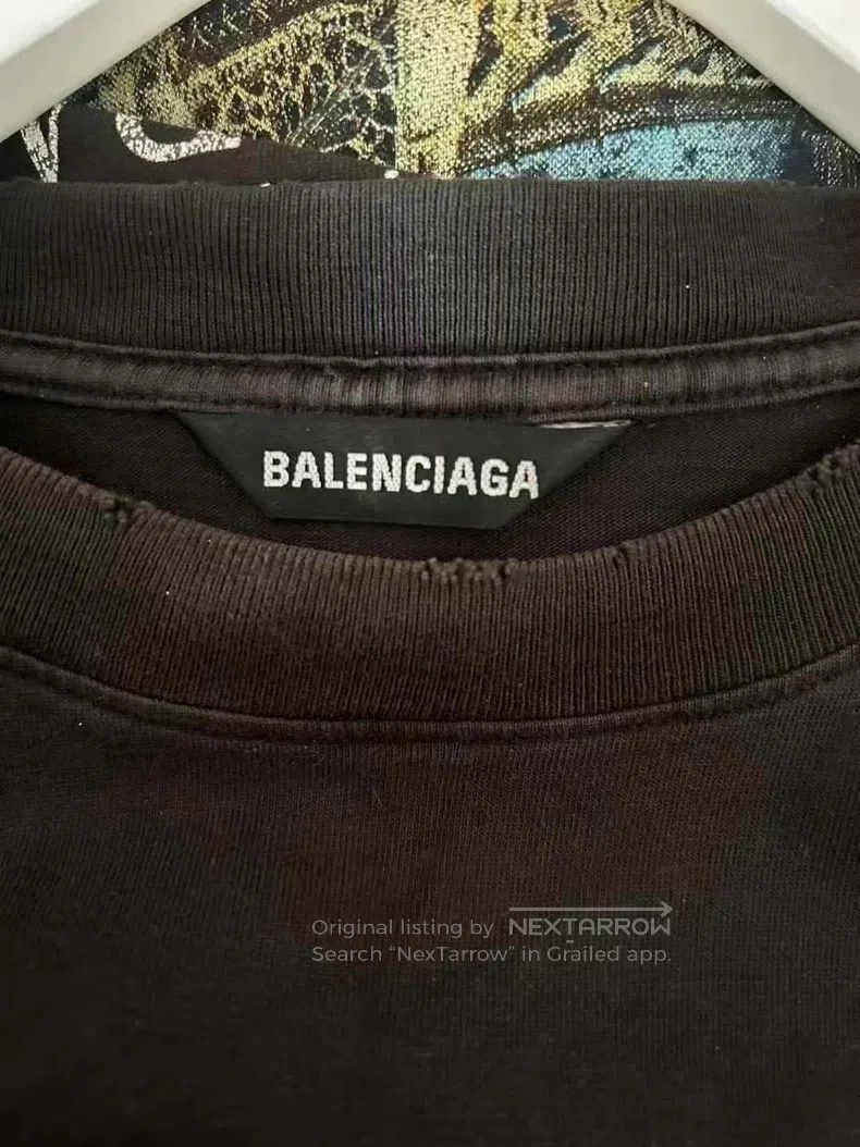 Balenciaga Balenciaga Castle vintage distressed short-sleeve L Size US L / EU 52-54 / 3 - 3 Thumbnail