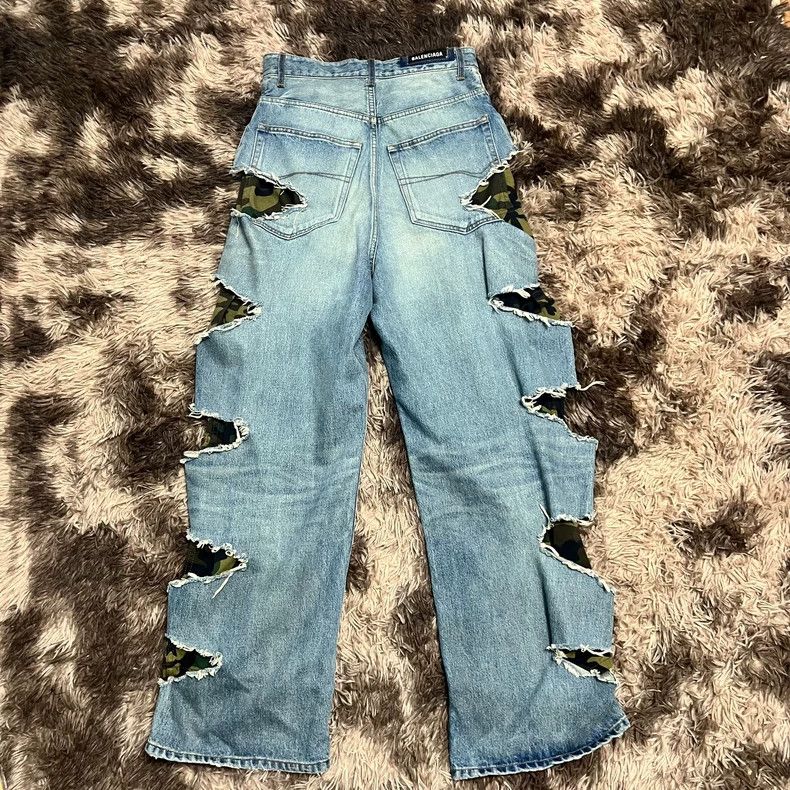 Balenciaga Balenciaga size XS Tomorrowland's Double Camo Bull King Size US 27 - 2 Thumbnail