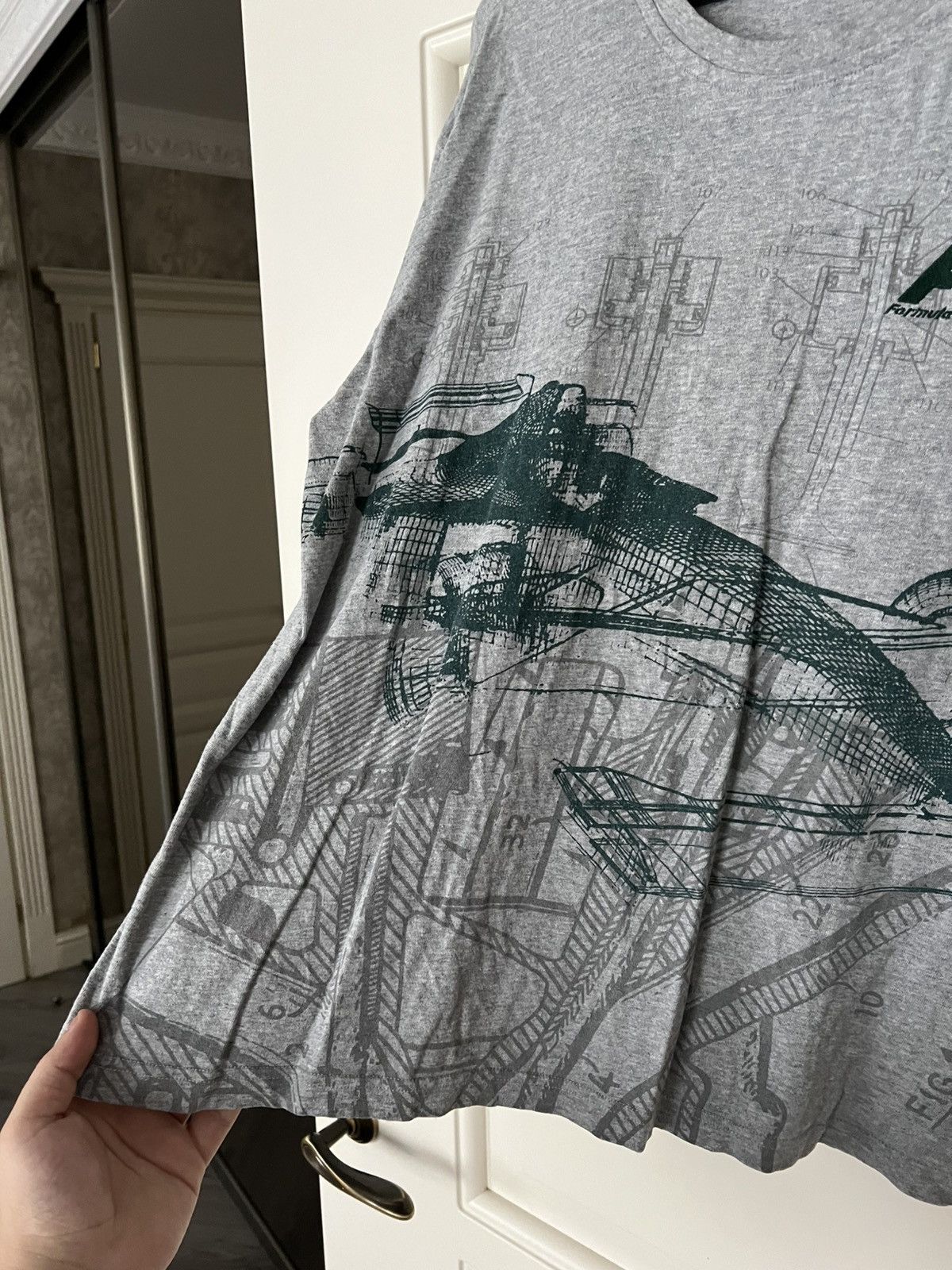 Formula 1 Vintage Racing Formula Uno Tee F1 T-Shirt Size US L / EU 52-54 / 3 - 7 Thumbnail