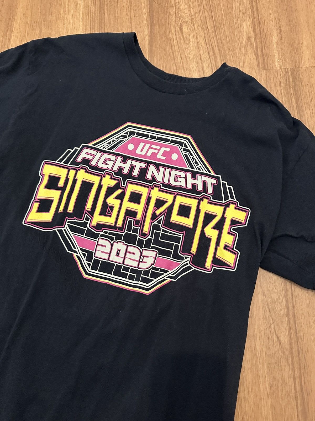 Vintage Limited Edition UFC Singapore Fight Night 2023 Fan Tee Size US L / EU 52-54 / 3 - 1 Thumbnail