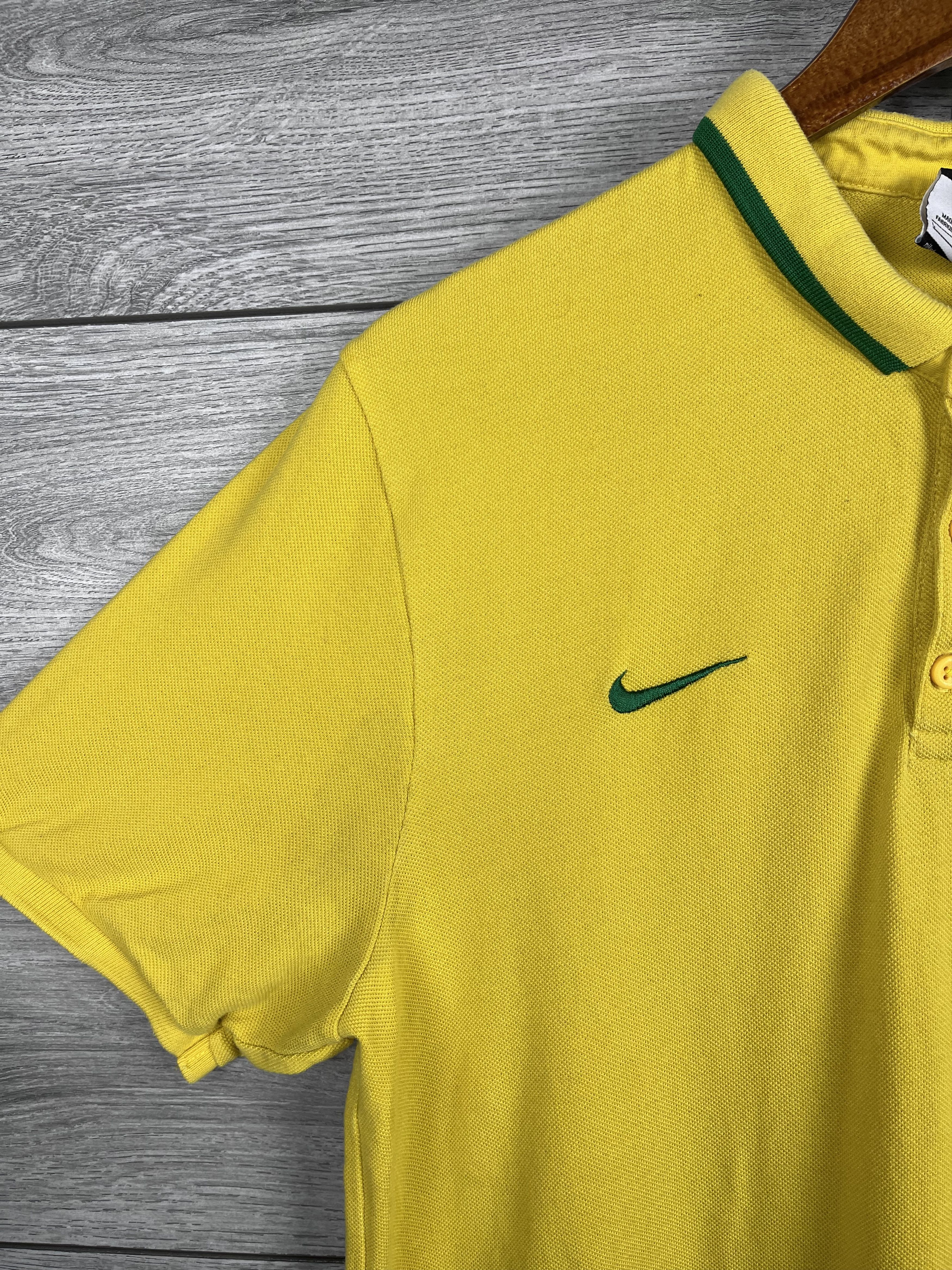 Nike Men’s Nike polo Brazil 🇧🇷 size L Size US L / EU 52-54 / 3 - 8 Thumbnail