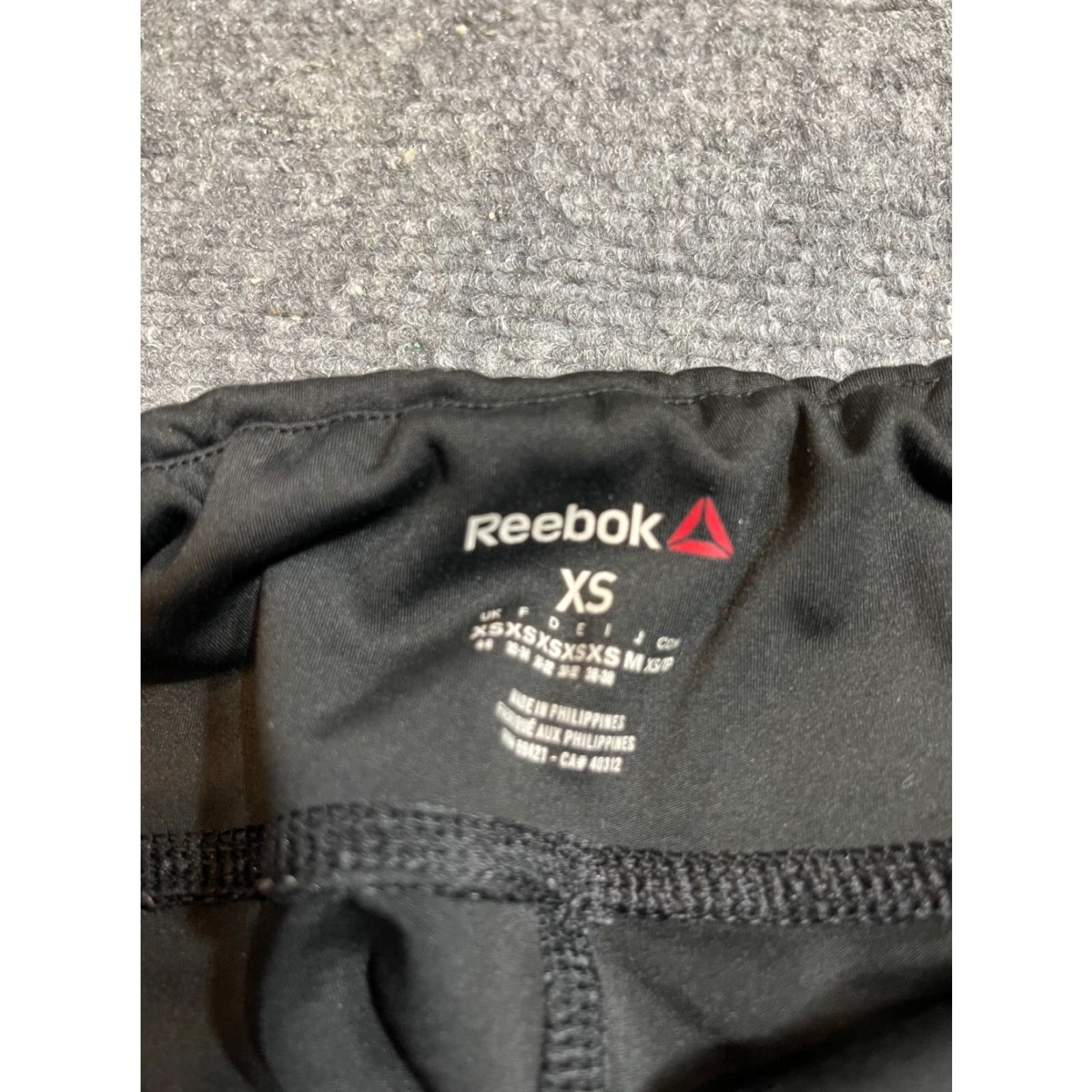 Reebok **Reebok Women's XS Black Capri Leggings** User: Reebok Women's XS Black Capri Leggings Size 26" / US 2 / IT 38 - 4 Thumbnail