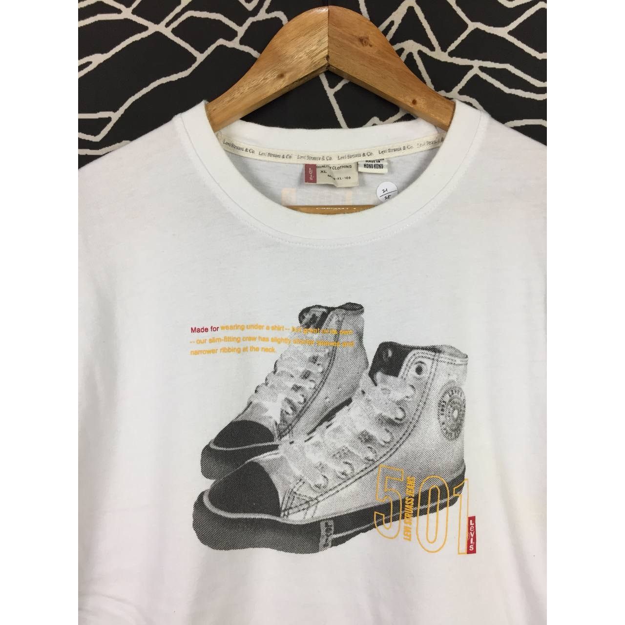 Levi's × Vintage Levi's 501 Shoe Illustration Streetwear Casual Tee Size US L / EU 52-54 / 3 - 3 Thumbnail