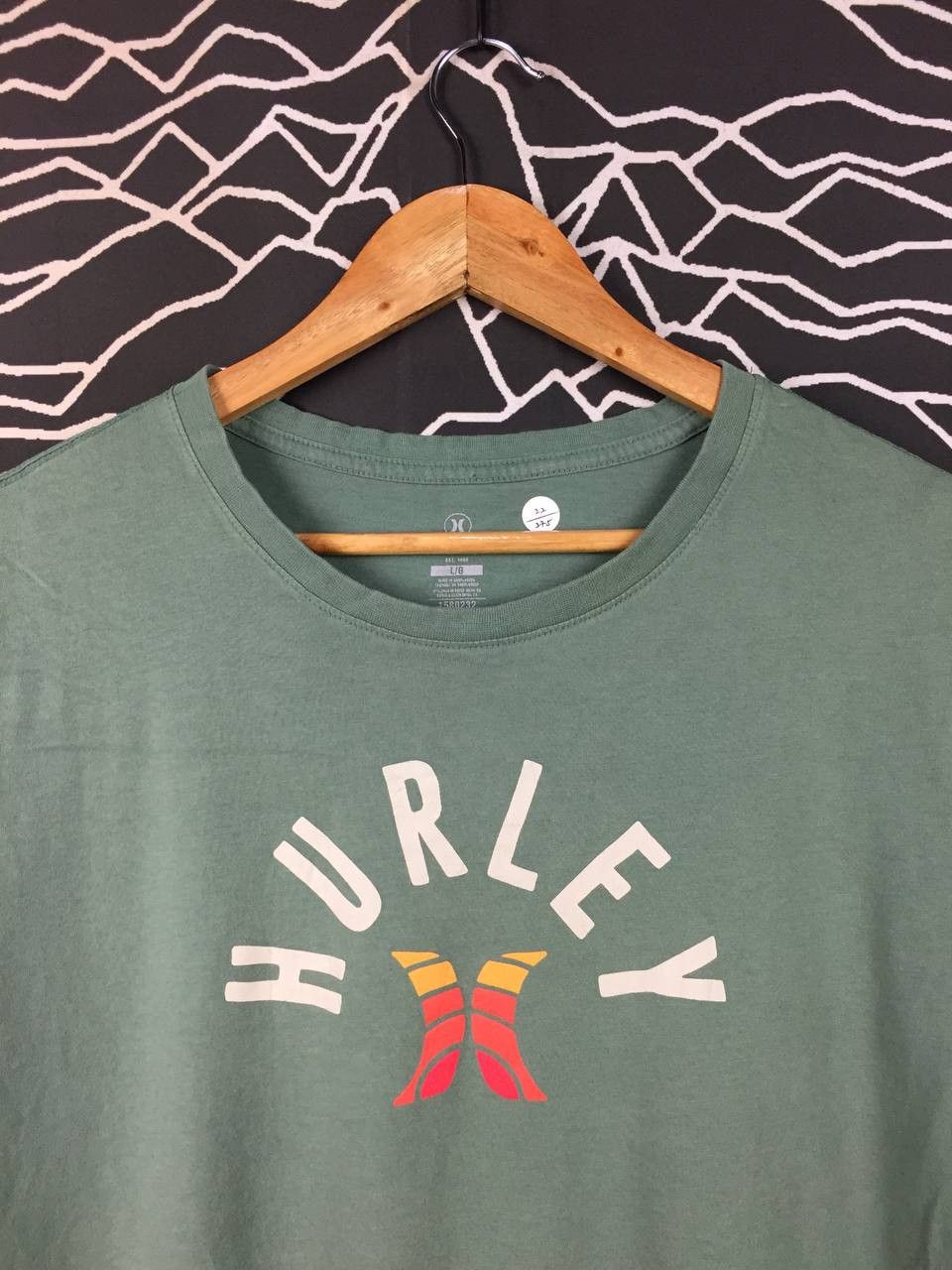 Hurley Hurley Arched Logo Surf Skate Graphic Tee Size L Size US L / EU 52-54 / 3 - 3 Thumbnail
