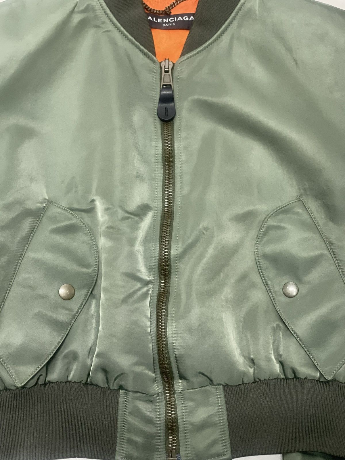 Balenciaga SS17 Balenciaga Padded MA1 Cropped Bomber Jacket Sz S Size US S / EU 44-46 / 1 - 4 Thumbnail