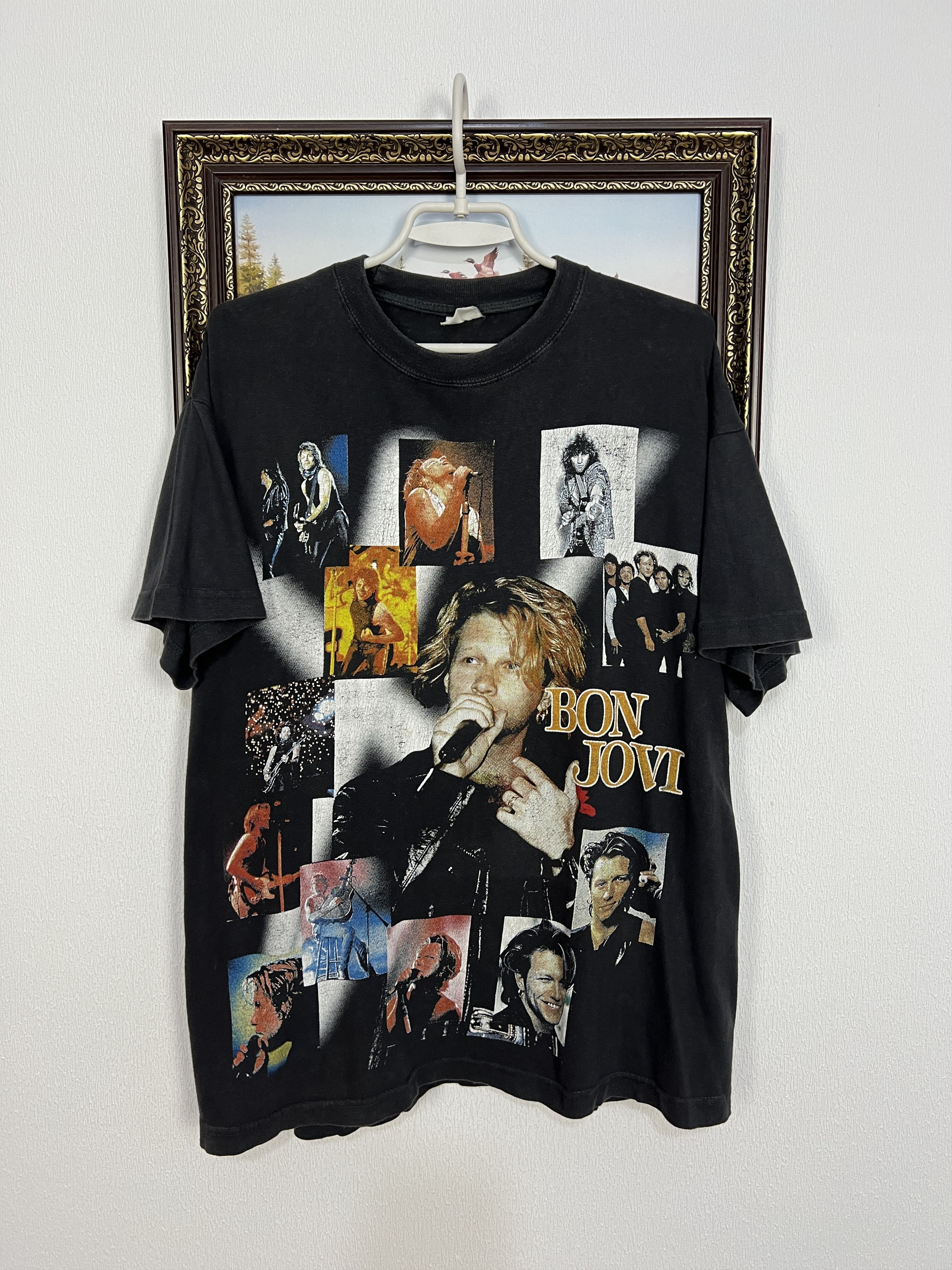 Vintage Bon Jovi New Jersey Over Print Band Tee Shirt Rare Hype Size US L / EU 52-54 / 3 - 1 Thumbnail
