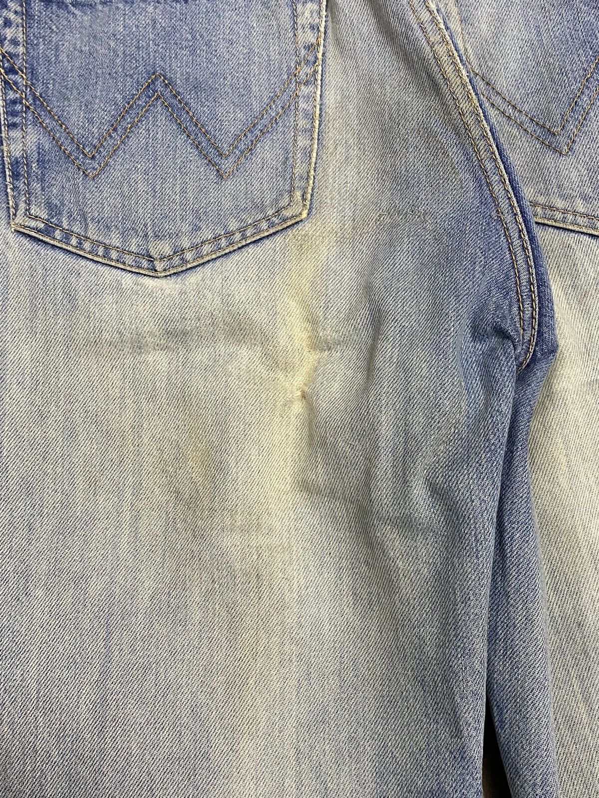 Edwin Vintage Edwin US Classic Blue Wash Distressed Jeans Size US 32 / EU 48 - 14 Thumbnail
