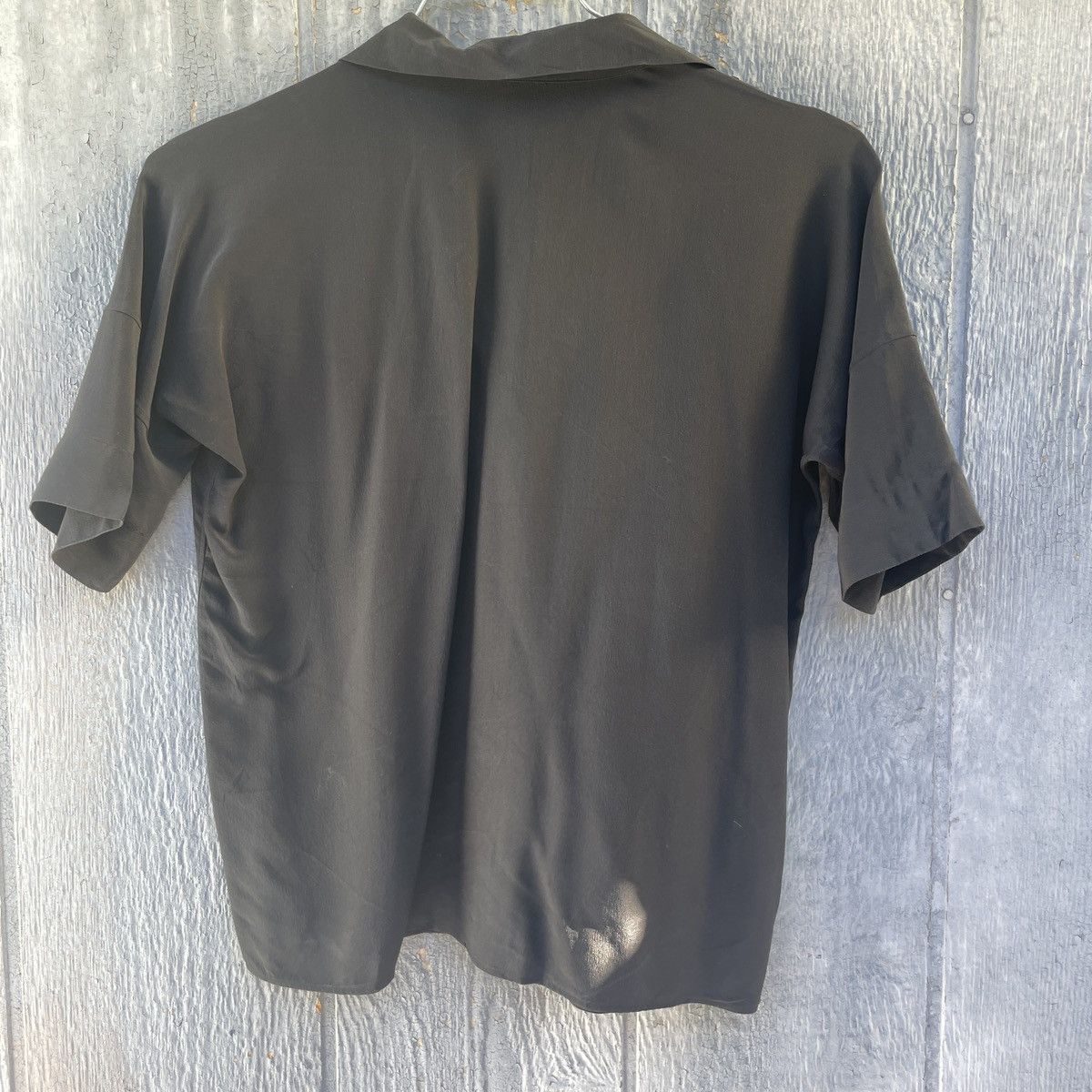 Jil Sander Jil Sander short sleeve 100% silk button up blouse solid top Size XS / US 0-2 / IT 36-38 - 7 Thumbnail