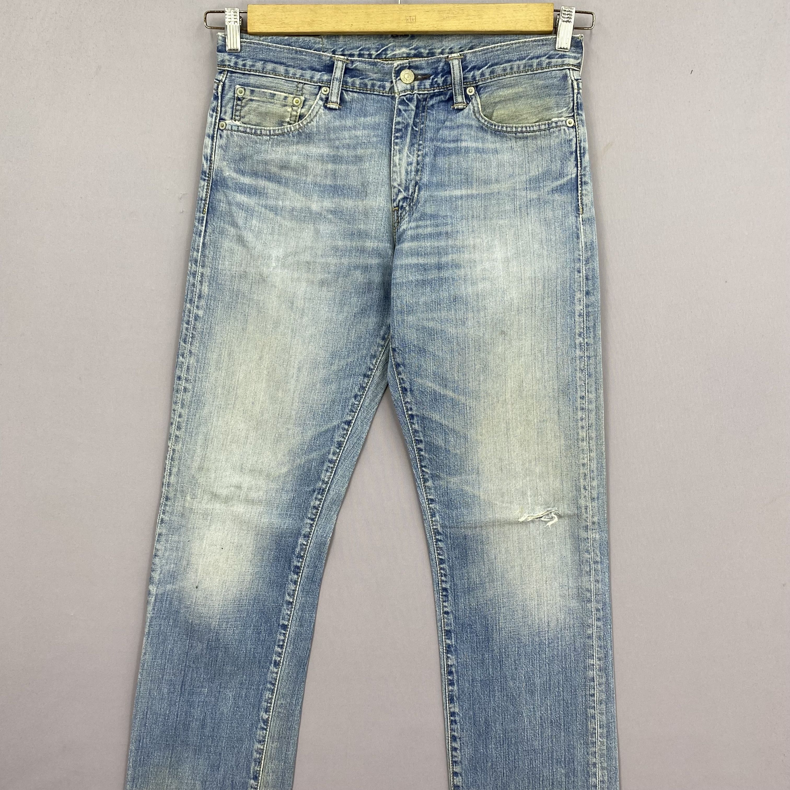 Levi's Vintage Levis Lightwash Jeans Ripped Faded Denim BS47156 Size US 32 / EU 48 - 3 Thumbnail
