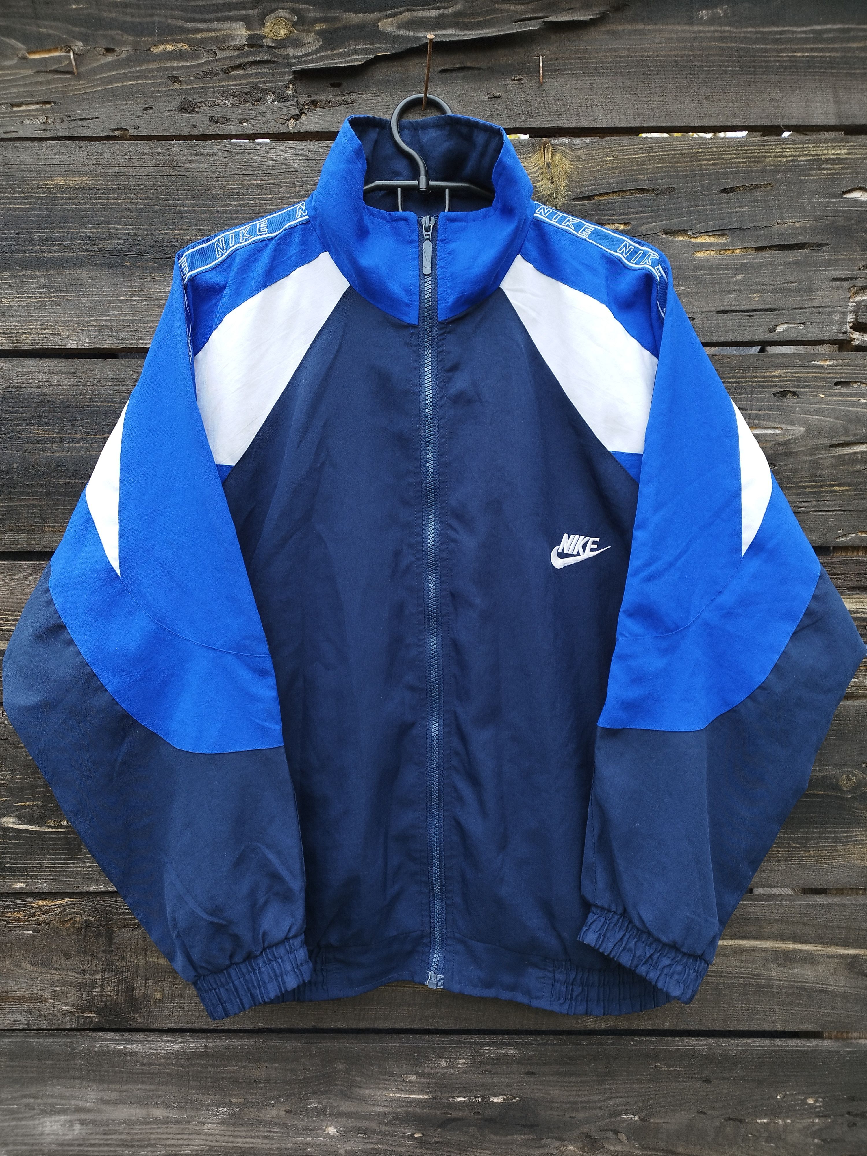 Nike Vintage Nike Big Swoosh Windbreaker Made in USA Jacket 90s Size US M / EU 48-50 / 2 - 2 Thumbnail