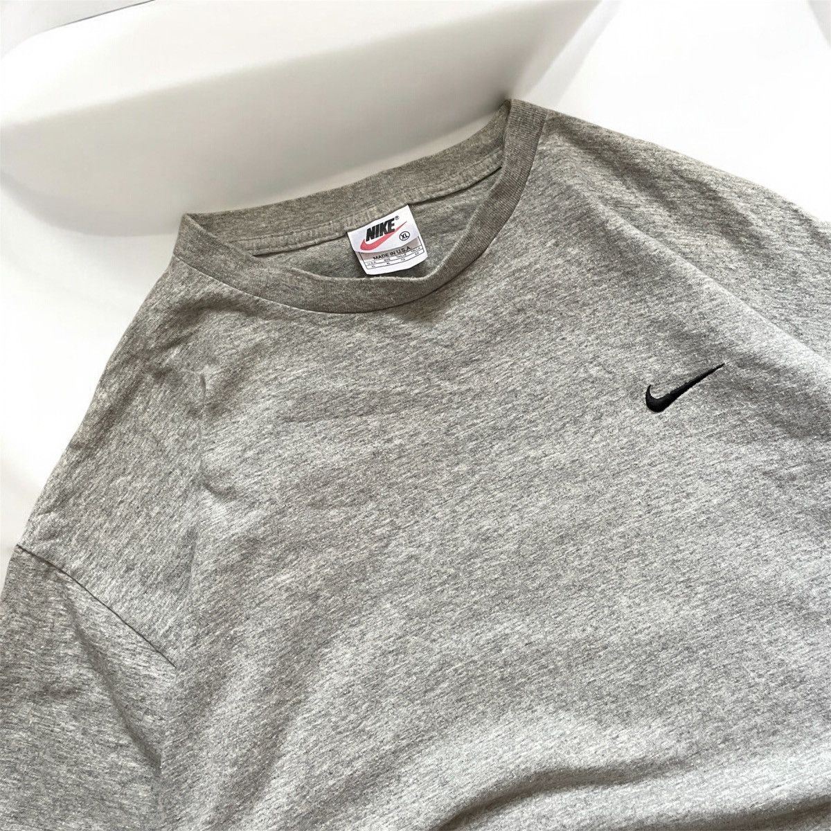 Nike Vintage Nike Shirt Y2K Gray T-Shirt Black Swoosh Just Do It Size US XL / EU 56 / 4 - 2 Thumbnail