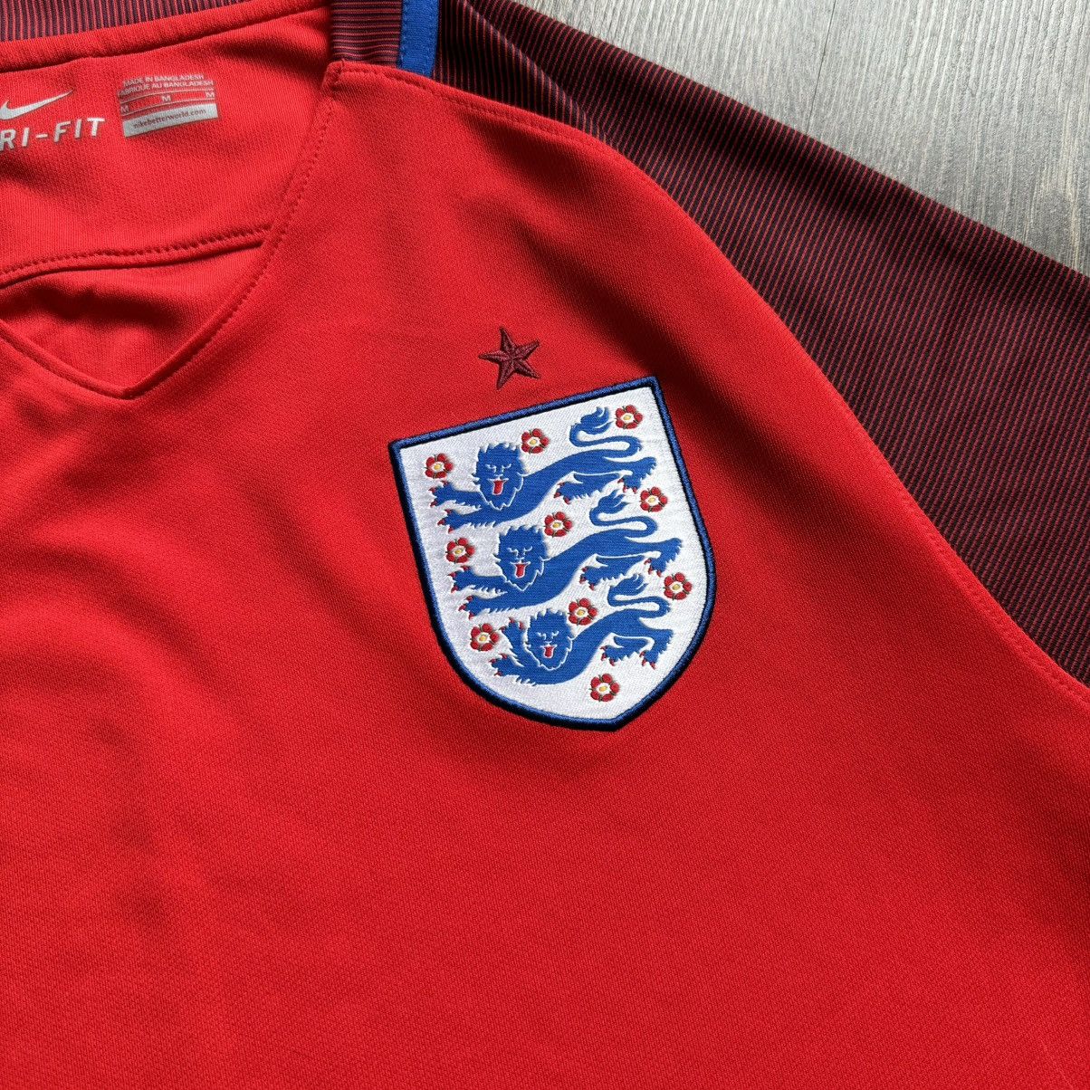 Nike Nike England 2016 Away Soccer Jersey Size US M / EU 48-50 / 2 - 5 Thumbnail