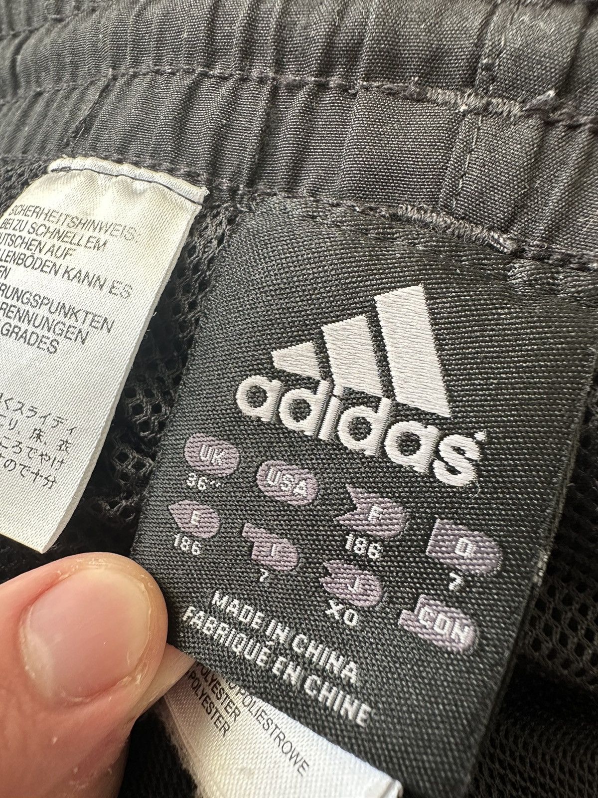 Adidas Adidas Liverpool Vintage 2008-2009 Tracksuit Galsberg hype Size US L / EU 52-54 / 3 - 19 Thumbnail