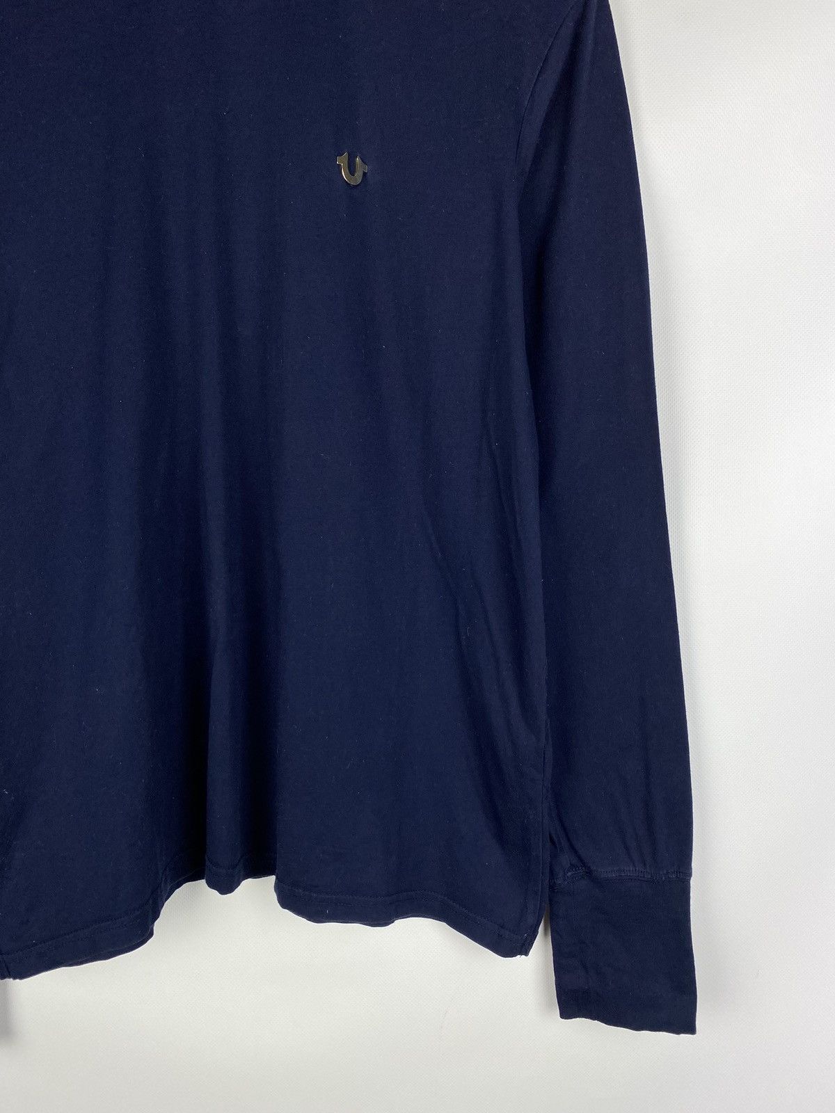 True Religion True Religion men’s long sleeve t shirt size L Size US L / EU 52-54 / 3 - 6 Thumbnail
