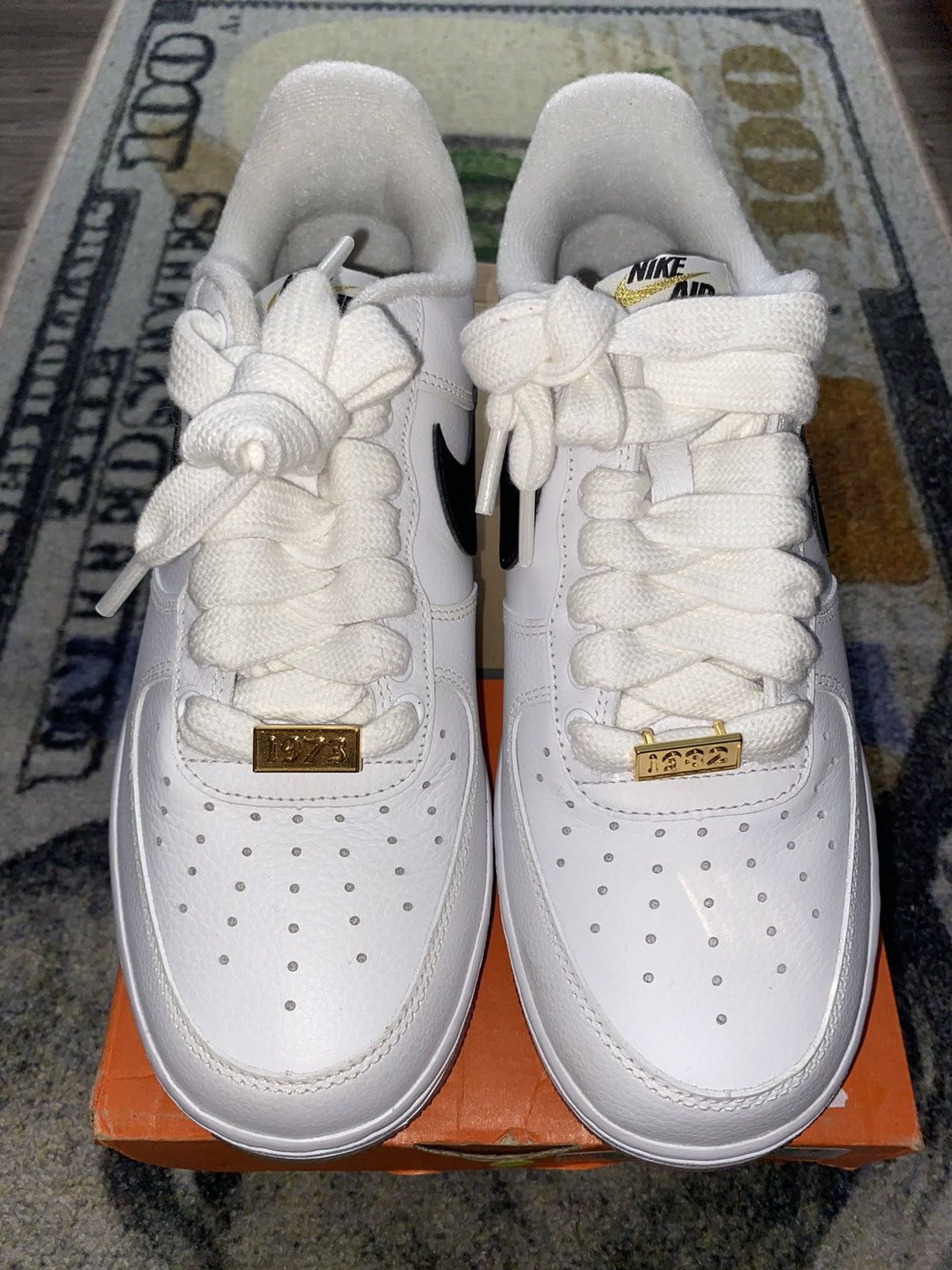 Nike Nike Air Force 1 Low 40th Anniversary Edition Bronx Origins Size US 8 / EU 41 - 3 Thumbnail