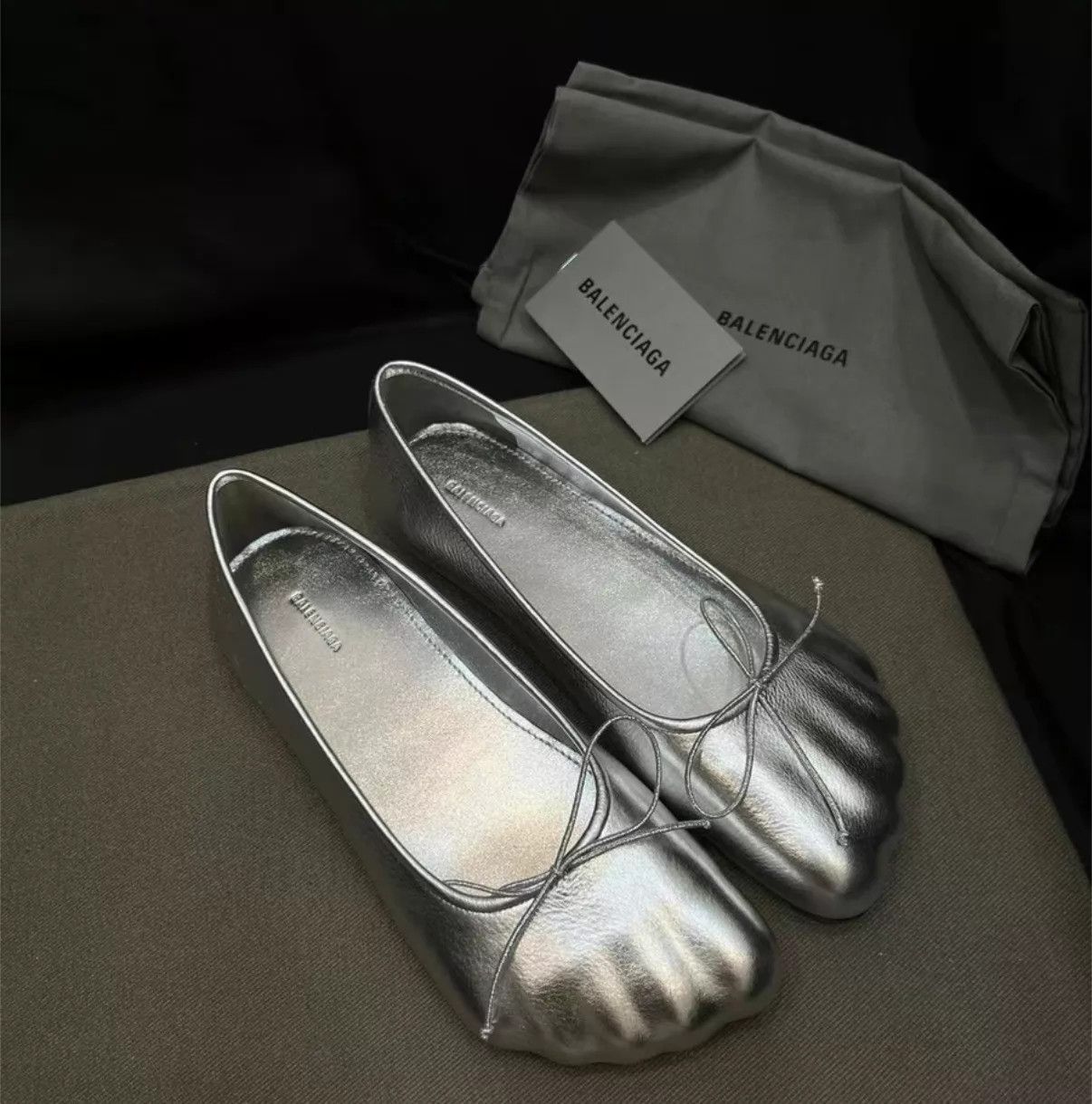 Balenciaga Balenciaga Toe Ballet Flats Silver 36 Size US 5.5 / IT 35.5 - 6 Thumbnail