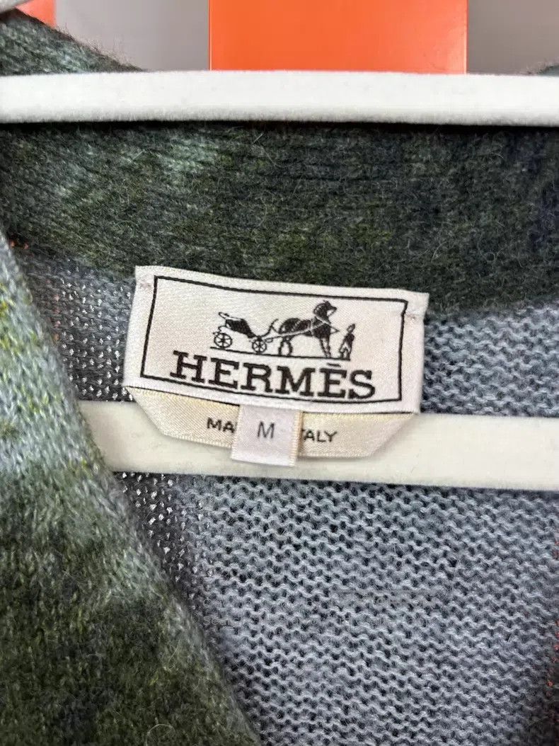 Hermes Hermes Magazine Style Button Cardigan Size M / US 6-8 / IT 42-44 - 3 Thumbnail