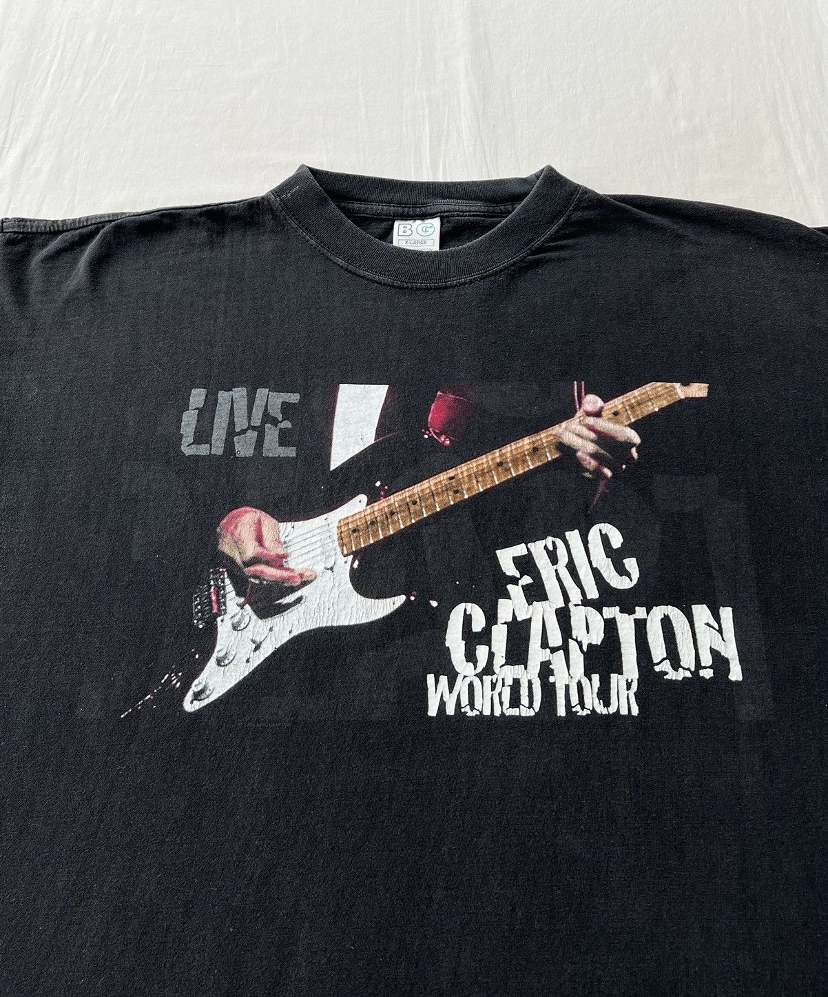 Band Tees Vintage 1998 Eric Clapton Live World Tour Black T-shirt Size US XL / EU 56 / 4 - 5 Thumbnail