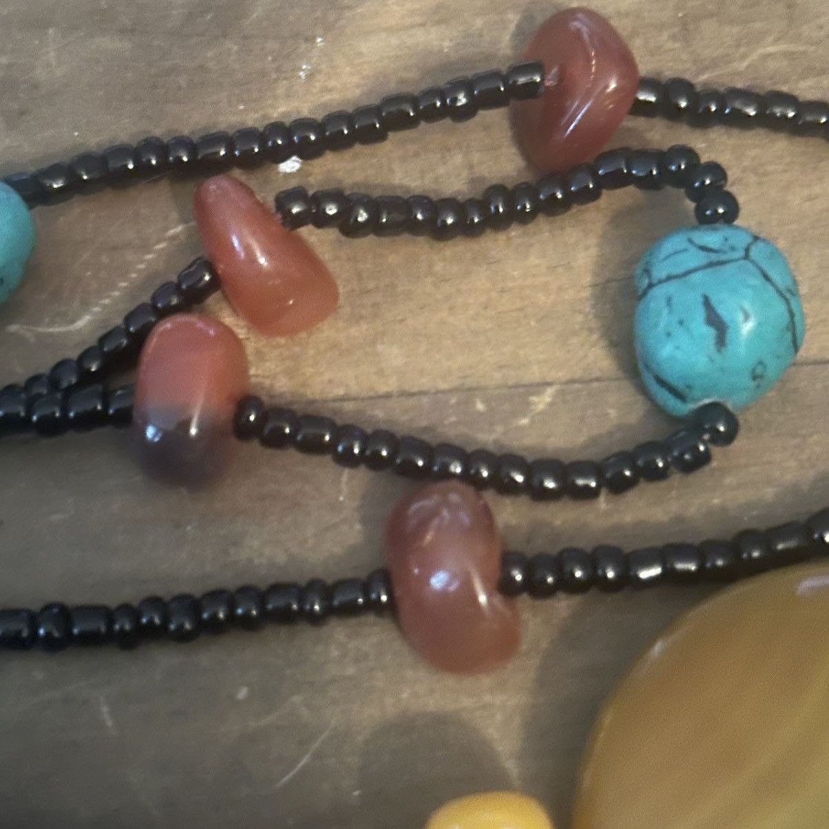Vintage Vintage beaded Howlite and agate pendant necklace Size ONE SIZE - 4 Thumbnail