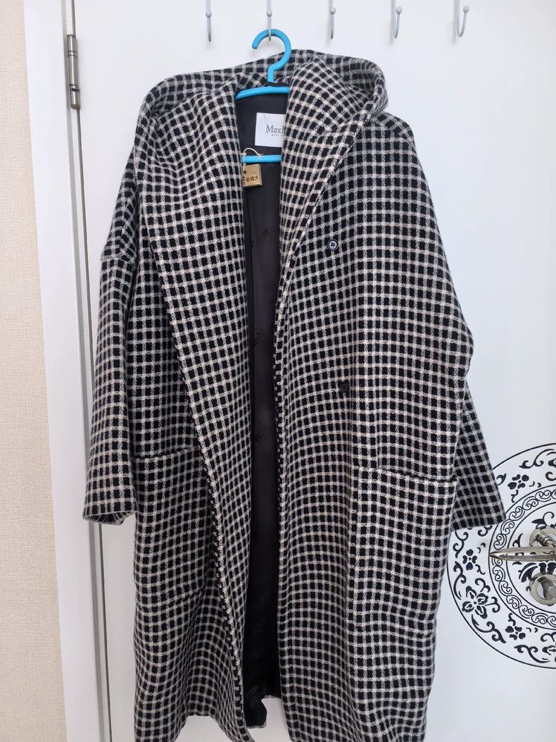Max Mara Max Mara Coat Size M / US 6-8 / IT 42-44 - 1 Thumbnail