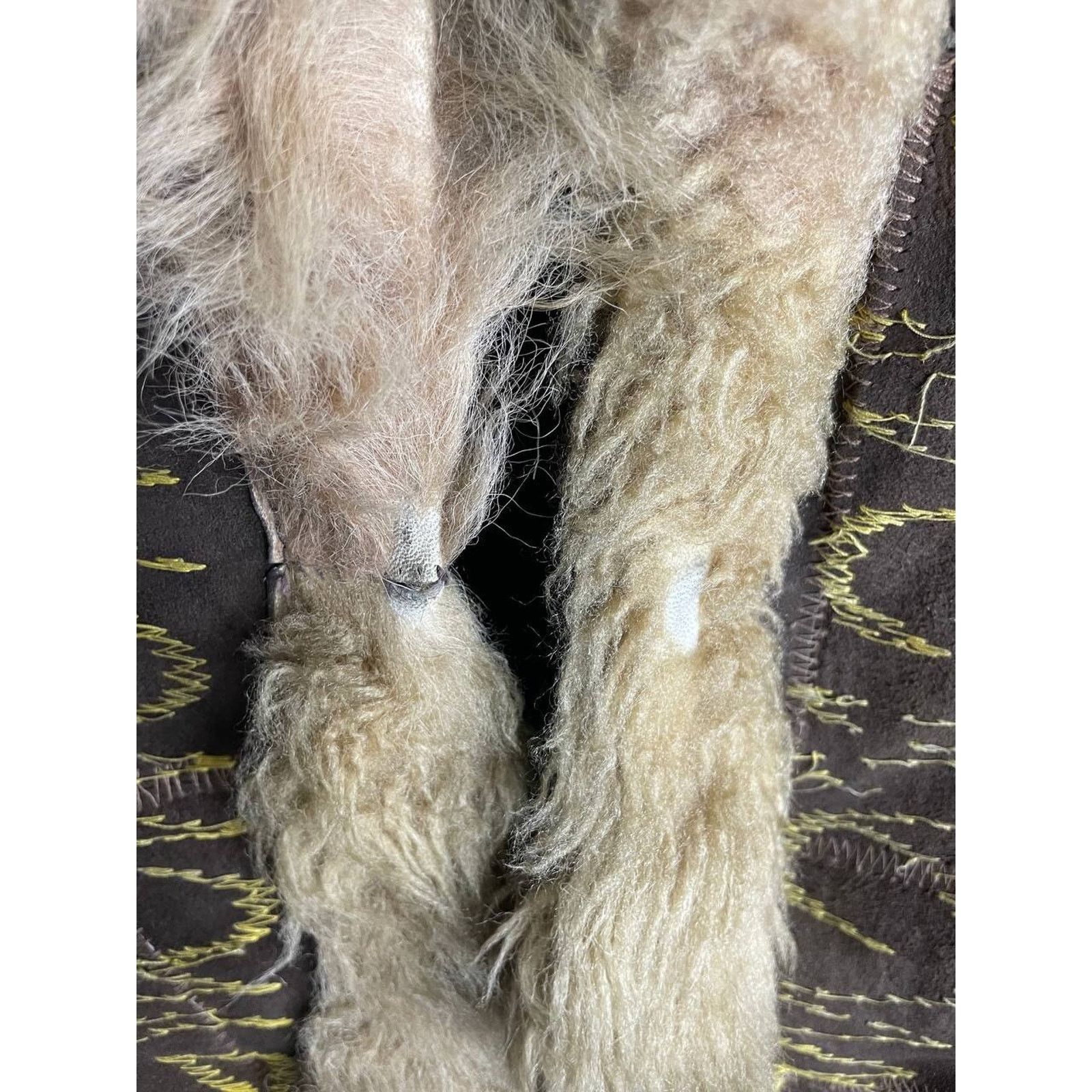 Japanese Brand × Vintage Vintage Shearling Coat Brown Suede Embroidered Jacket Size M Size M / US 6-8 / IT 42-44 - 7 Thumbnail