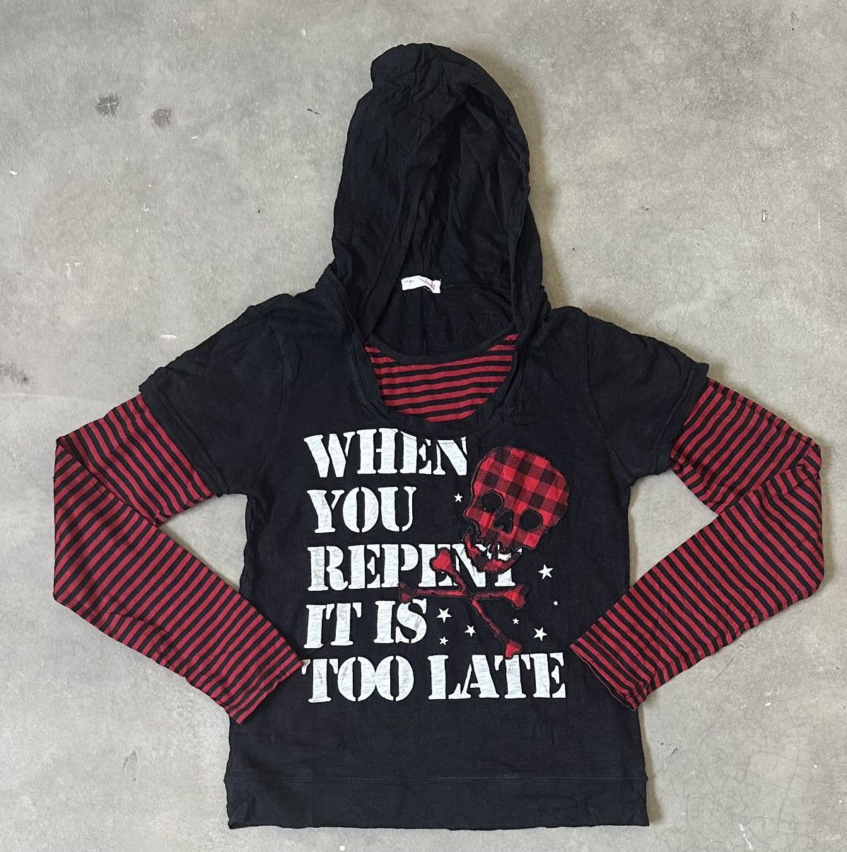 GF Ferre VINTAGE JAPAN AFFLICTION DOUBLE SLEEVE LIGHT HOODIE Size US S / EU 44-46 / 1 - 1 Thumbnail