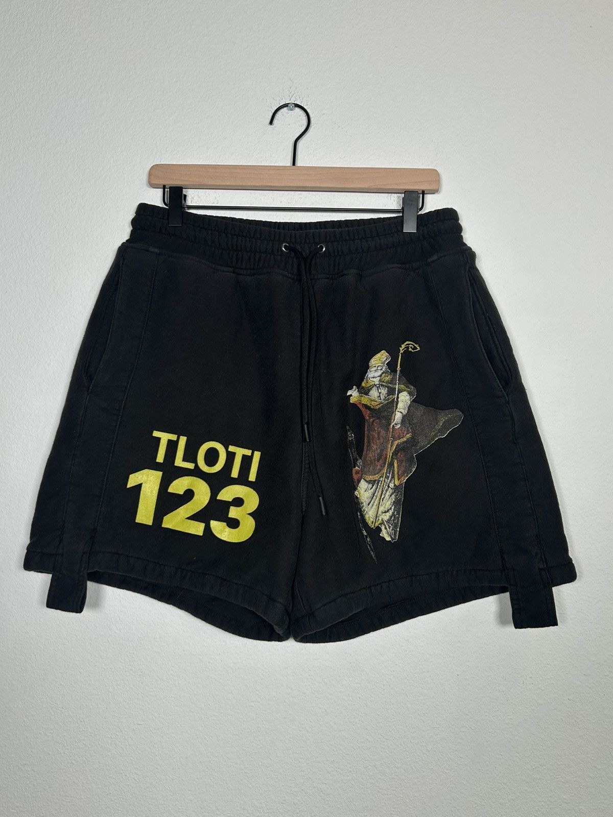 Revington Roi Rebis RRR-123 Tloti Pope Printed Shorts