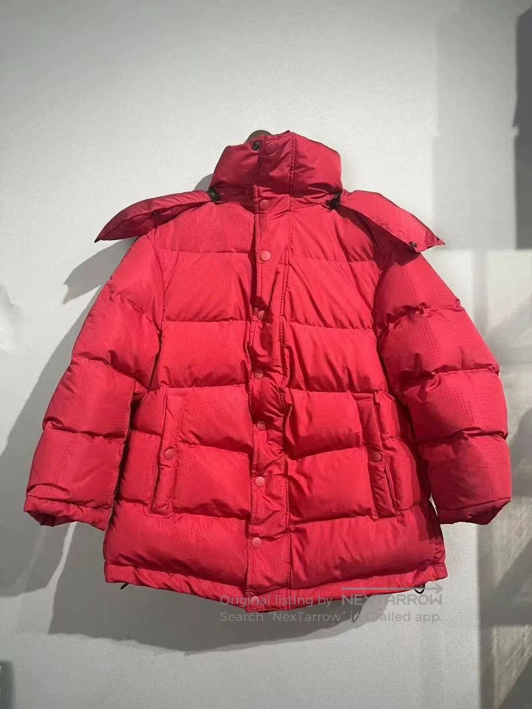 Balenciaga balenciaga red logo puffer jacket size 34. Size XS / US 0-2 / IT 36-38 - 1 Thumbnail