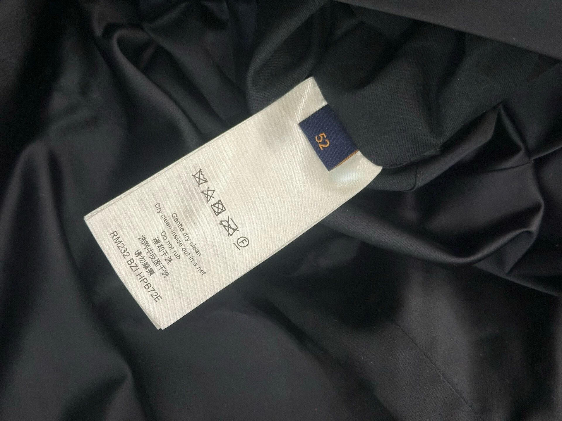 Louis Vuitton louis vuitton fw23 logo embroidery jacket Size US L / EU 52-54 / 3 - 4 Thumbnail